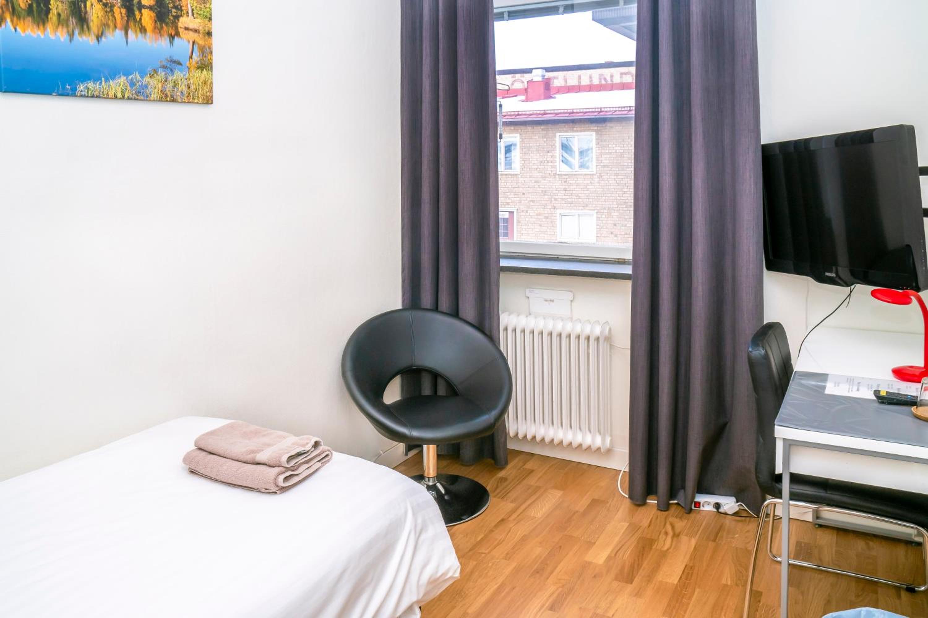 Single Room photo 3