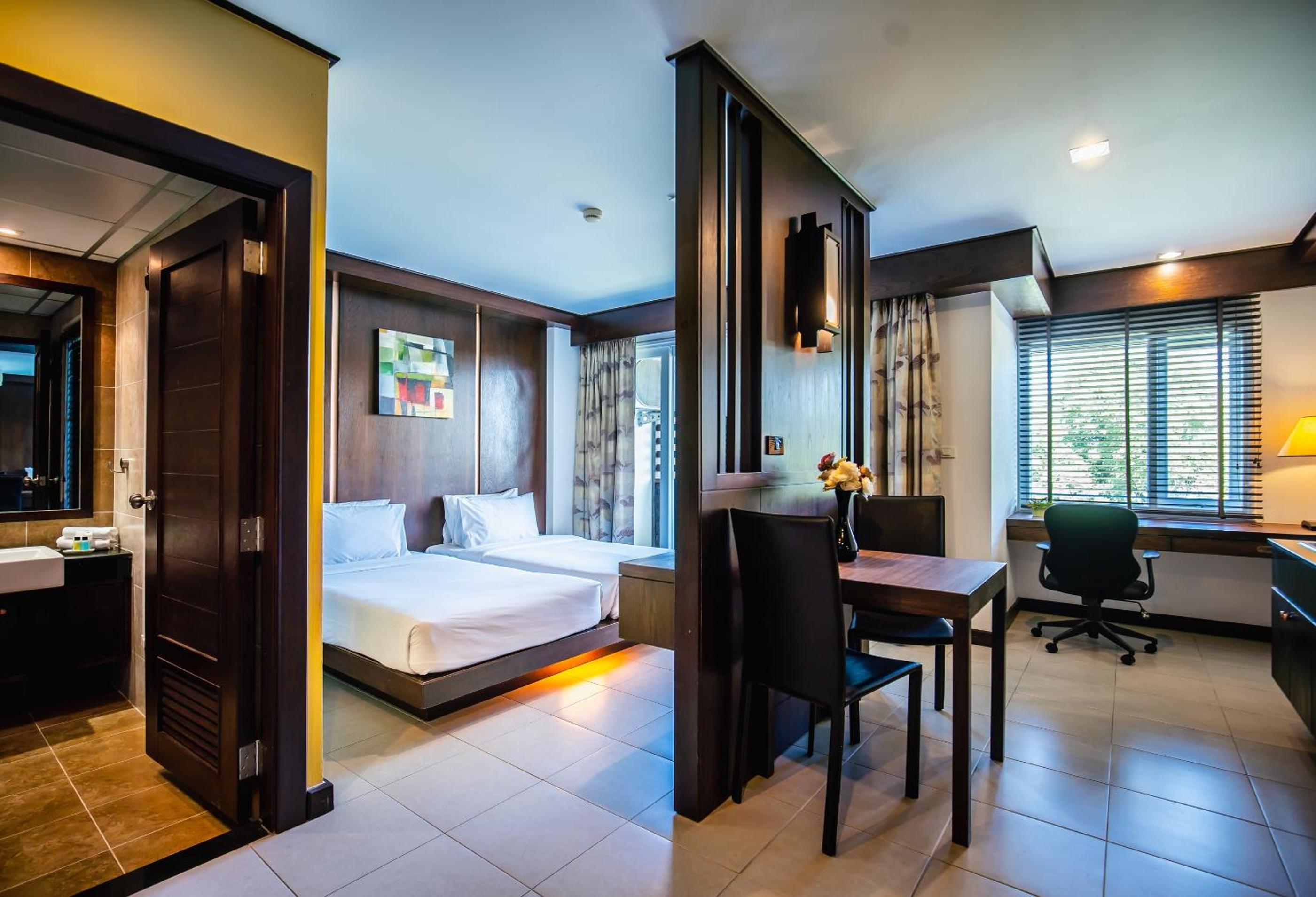 Deluxe Double or Twin Room photo 2