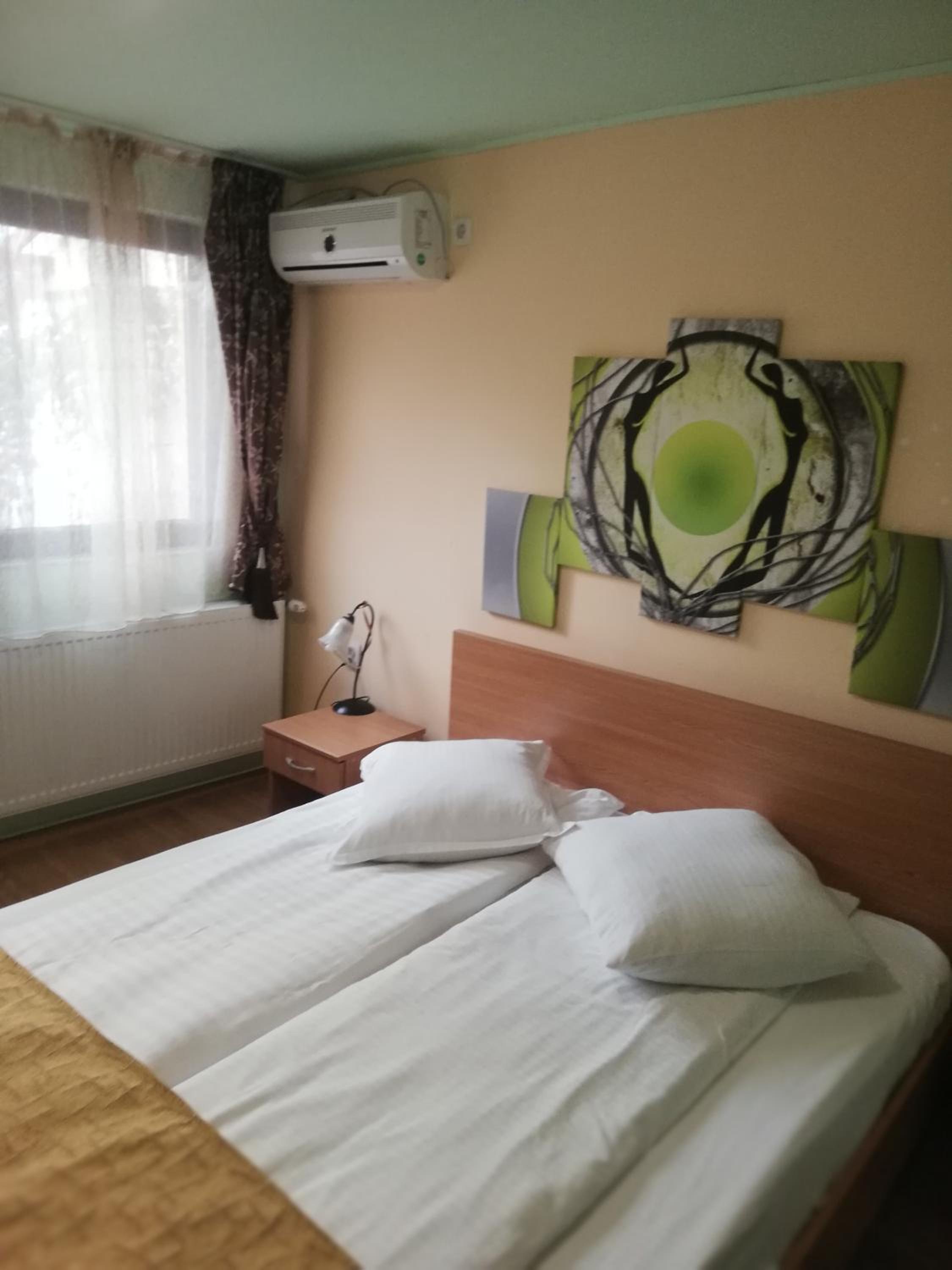 Economy Double Room - Photo 1