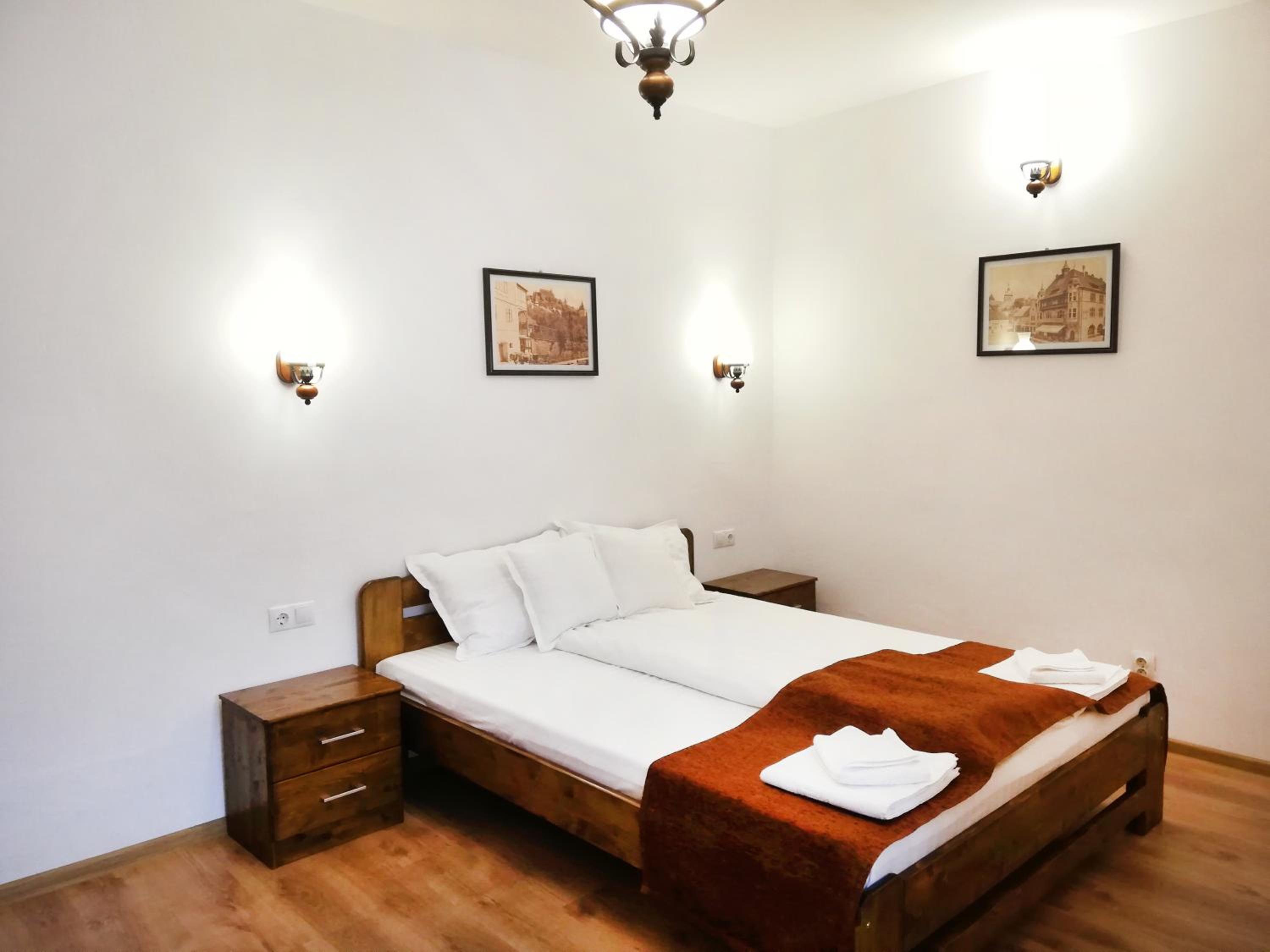Double Room - Photo 21