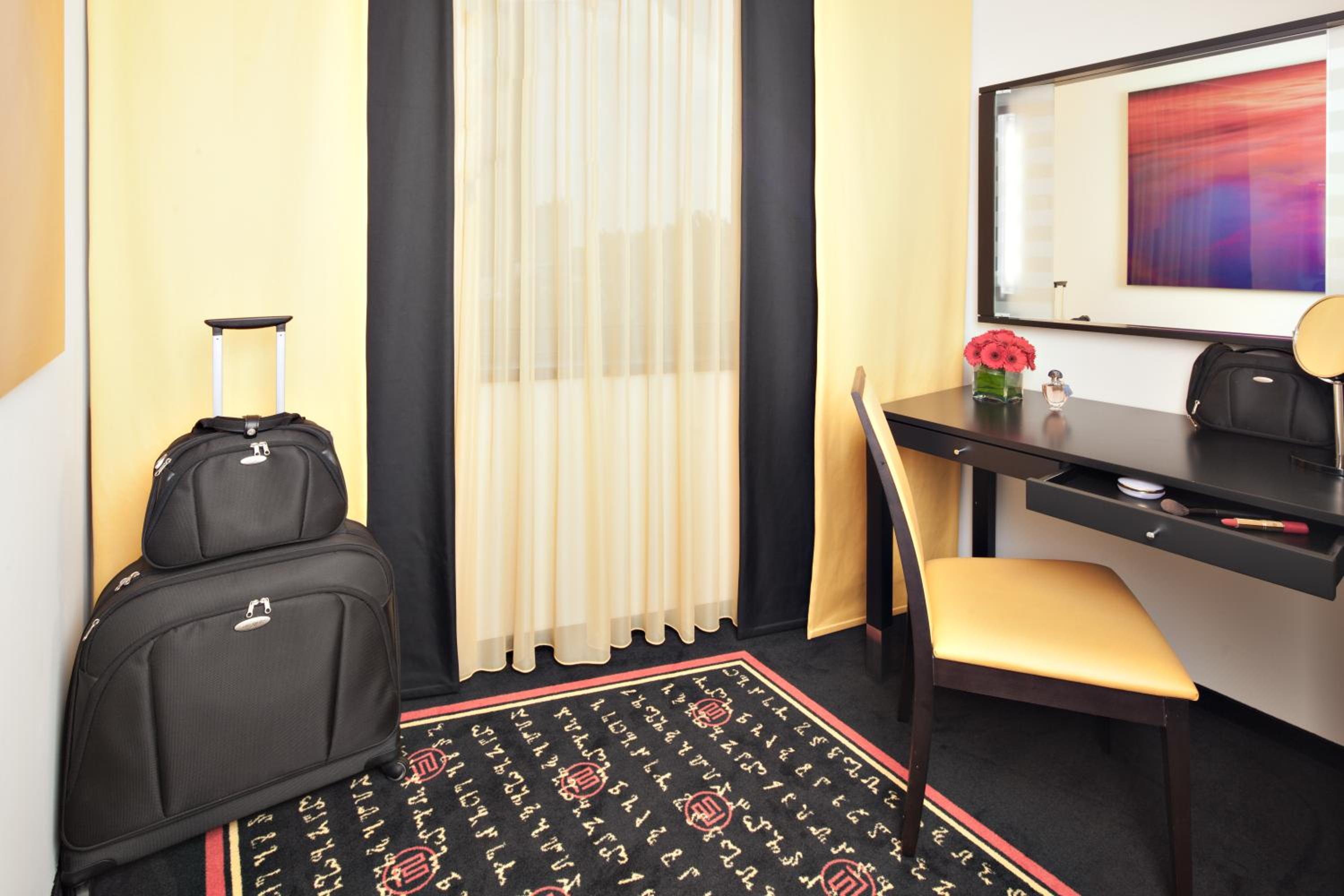 Junior Suite - Photo 8