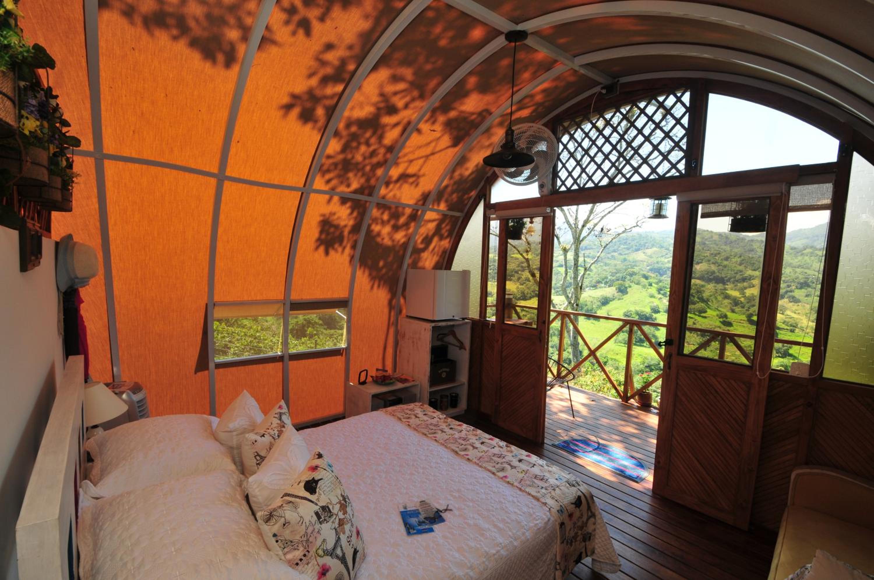 Bungalow photo 2