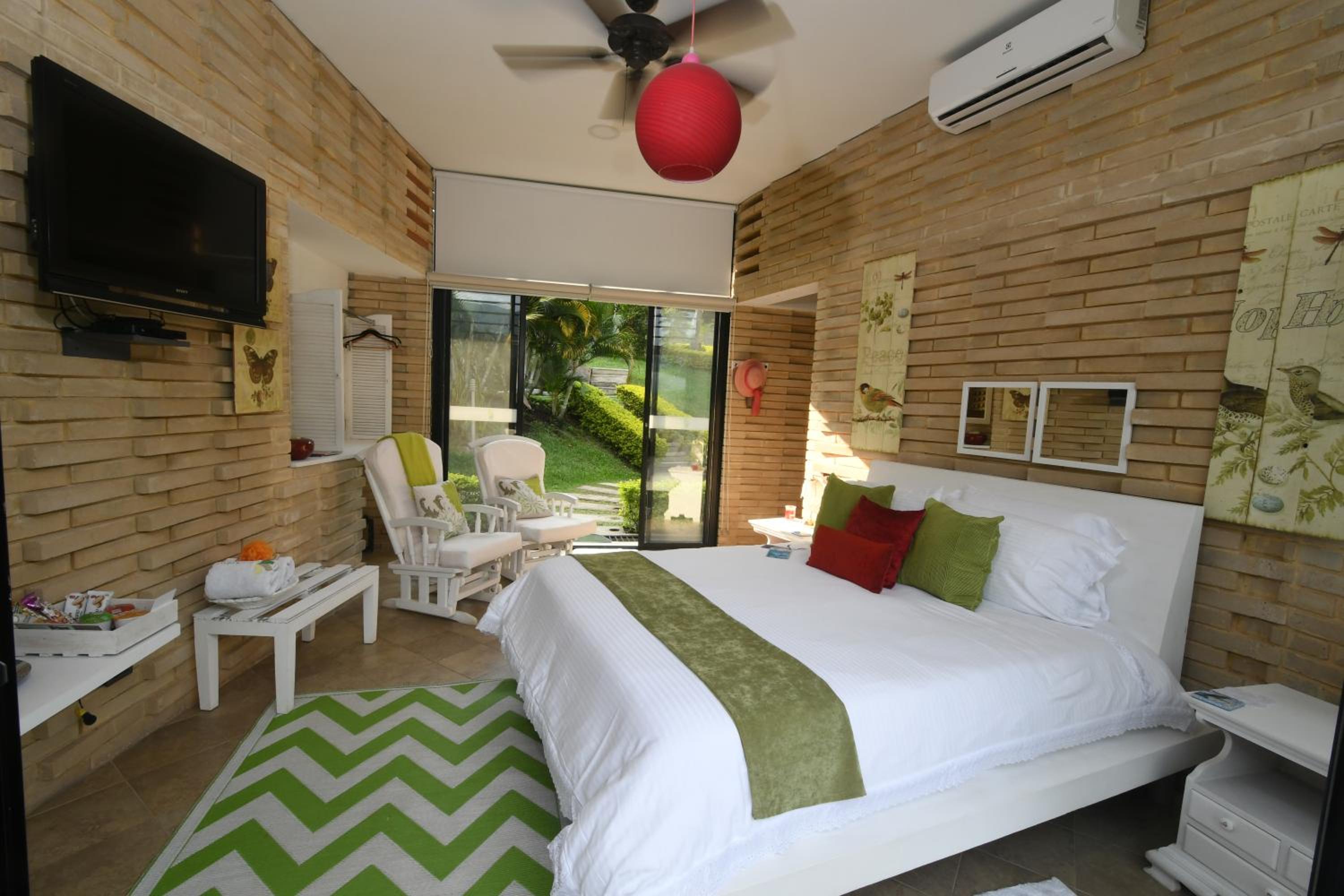 Suite with Spa Bath