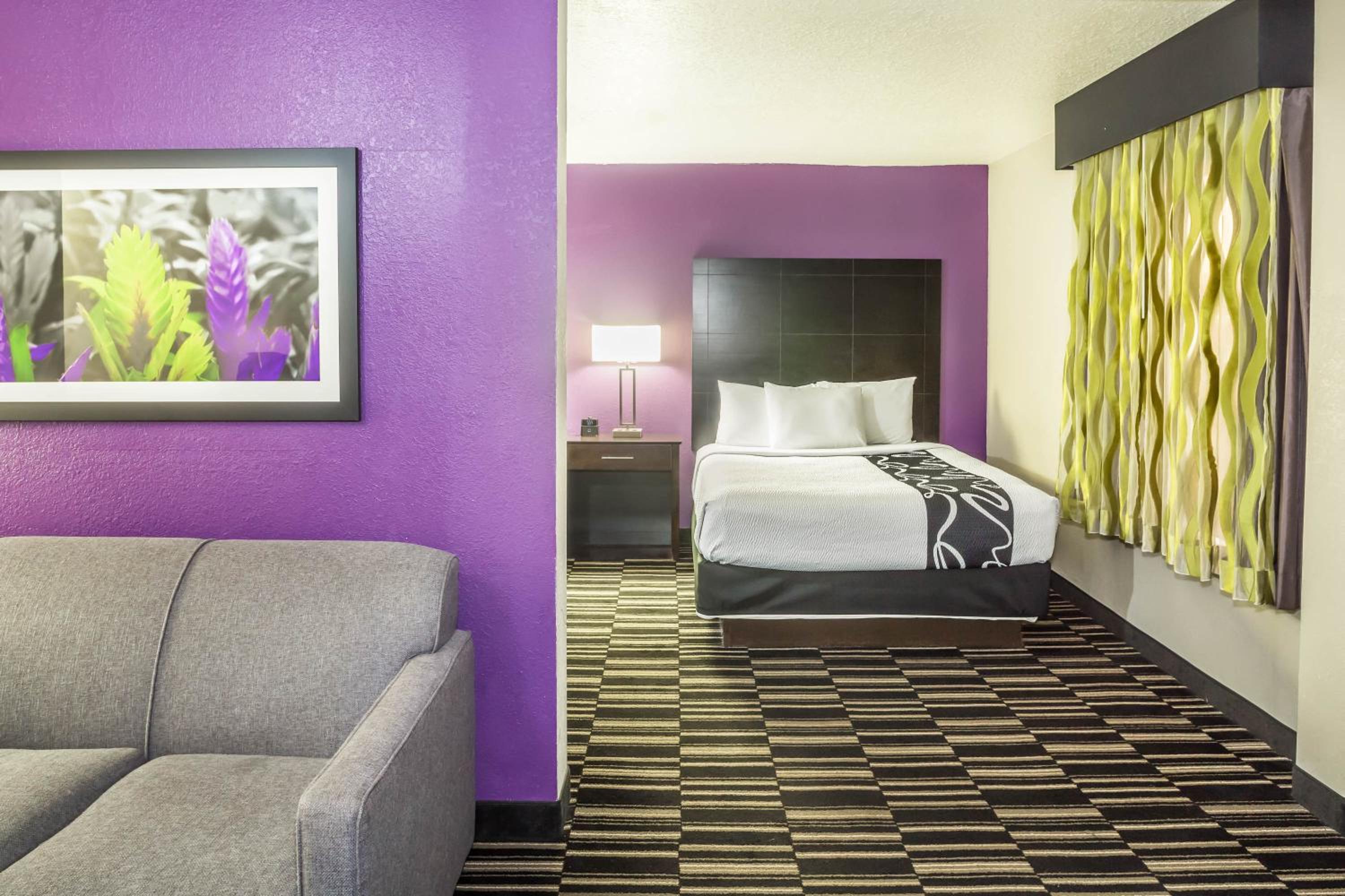 Executive King Room with Sofa Bed
