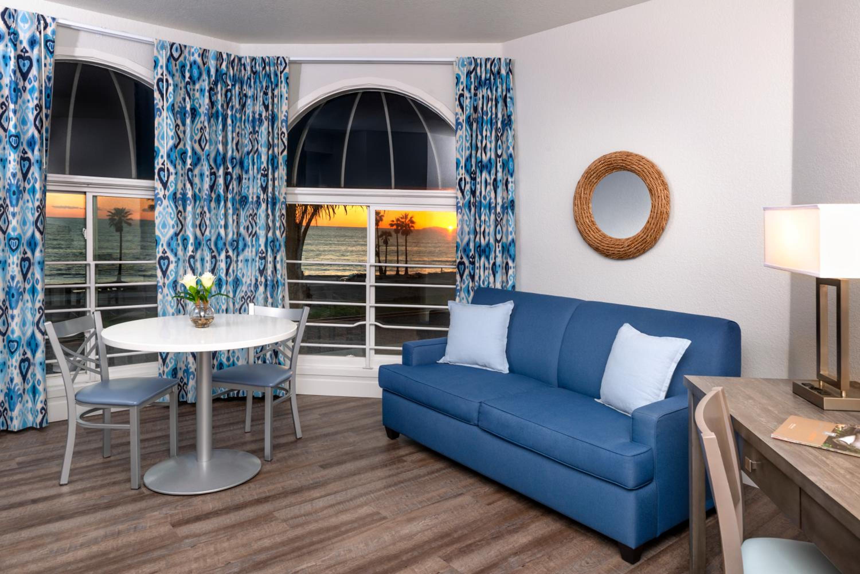 King Suite with Ocean View - Photo 5
