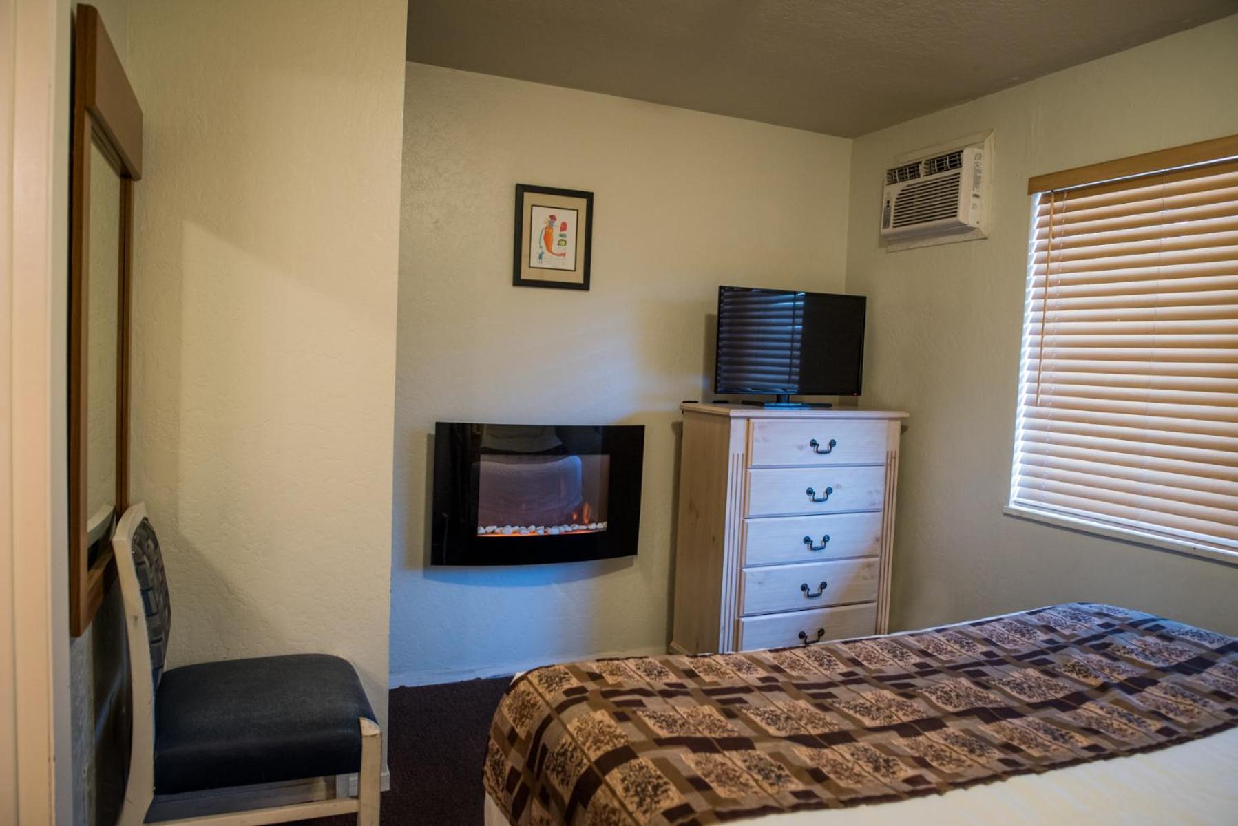 Two-Bedroom Apartment - Photo 1