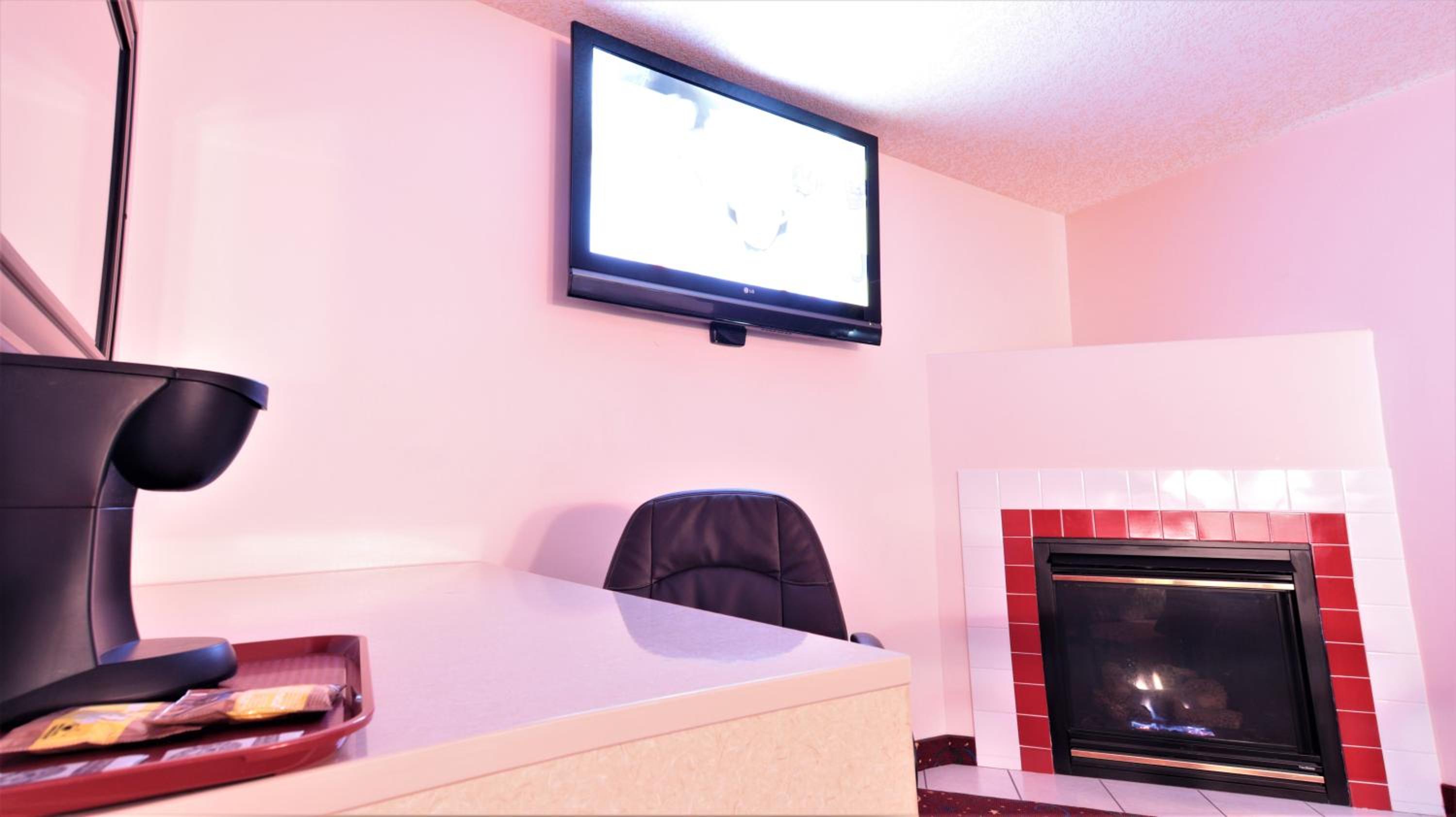 Premium Queen Room with Two Queen Beds photo 1