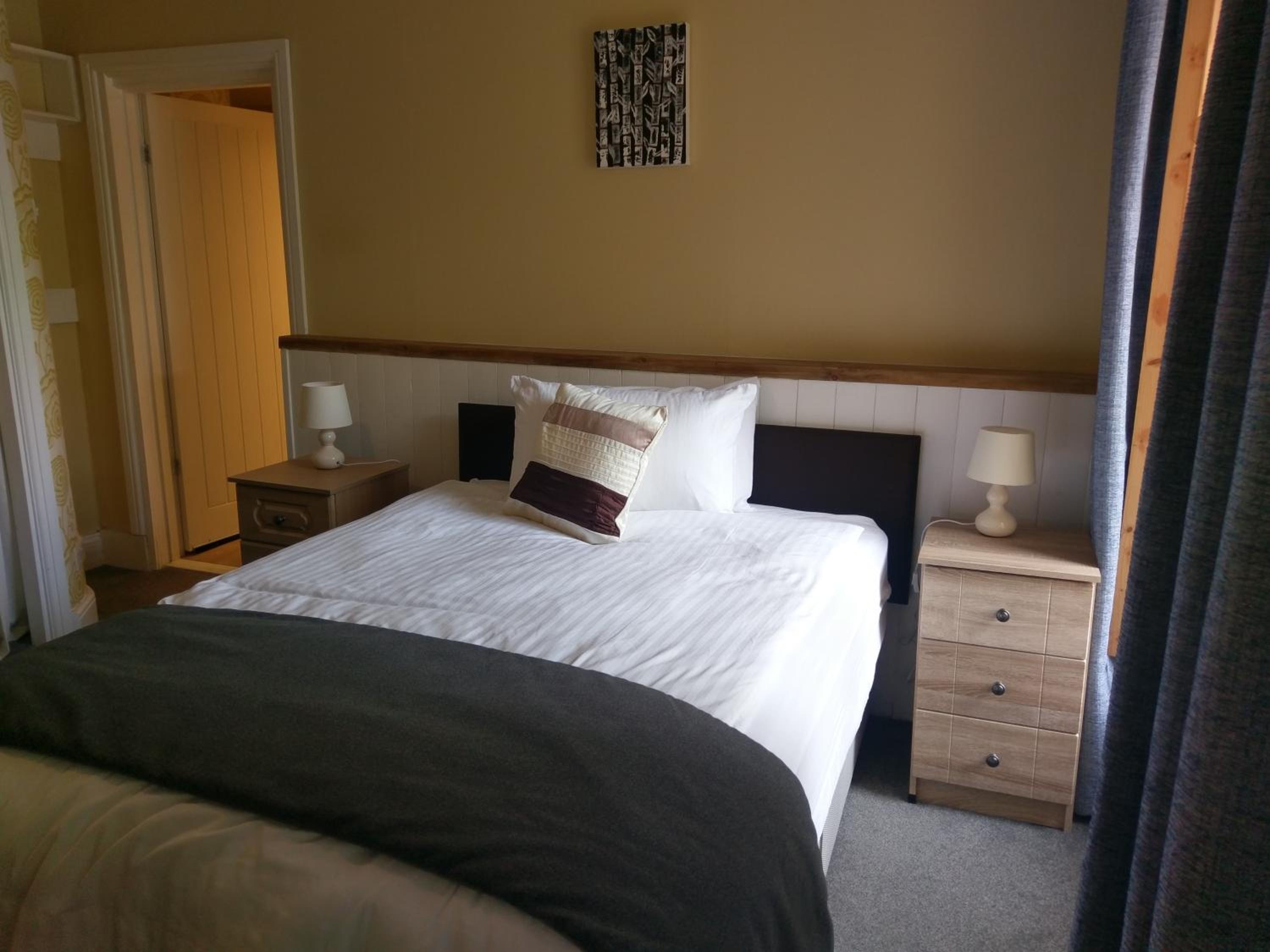 Double Room with Ensuite Bathroom photo 1