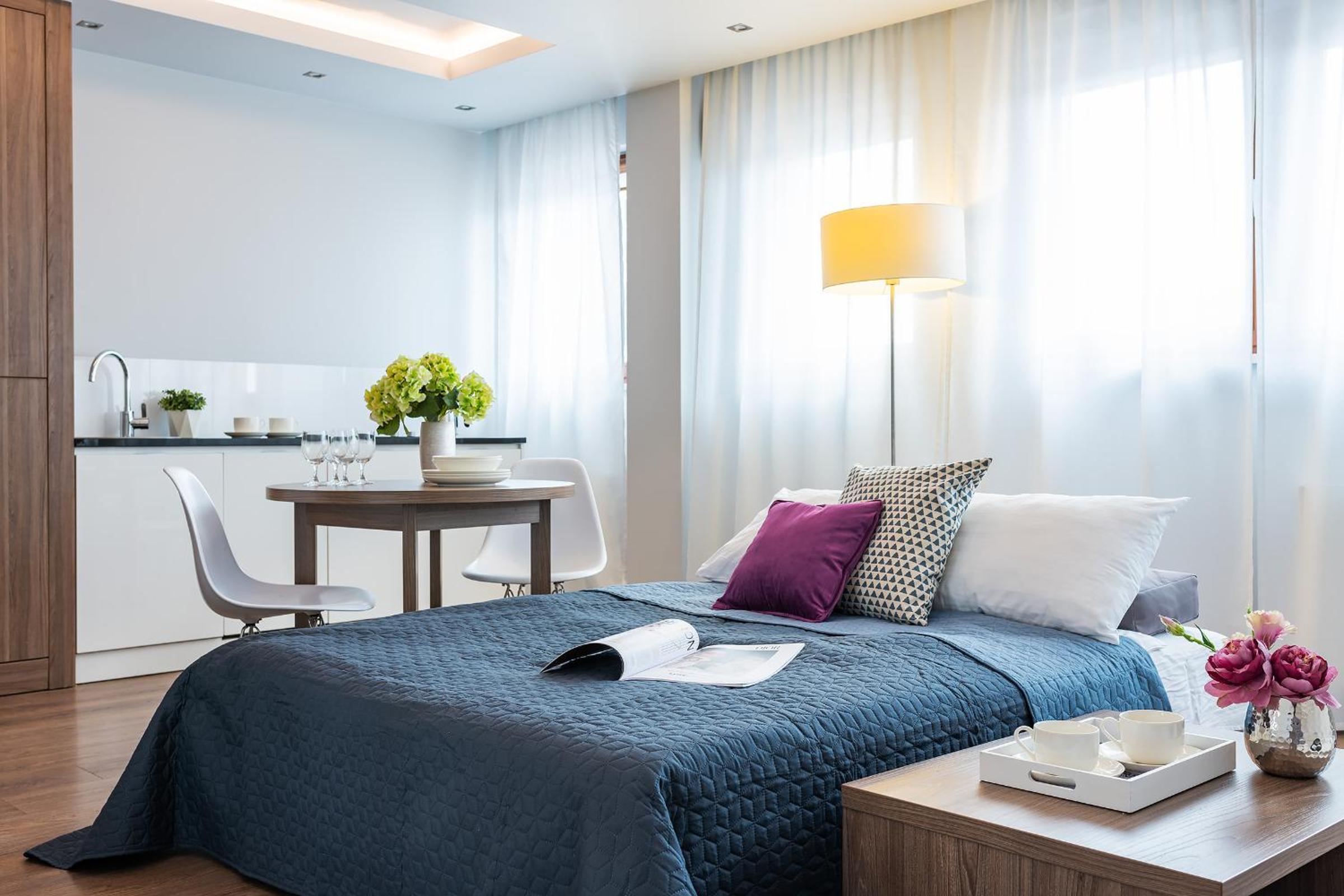 One-Bedroom Apartment - Photo 7