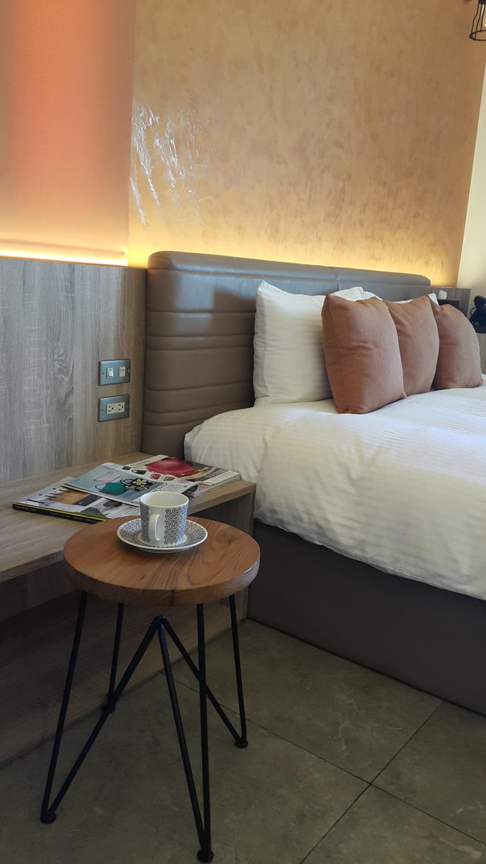 Deluxe Double Room with Bath photo 1