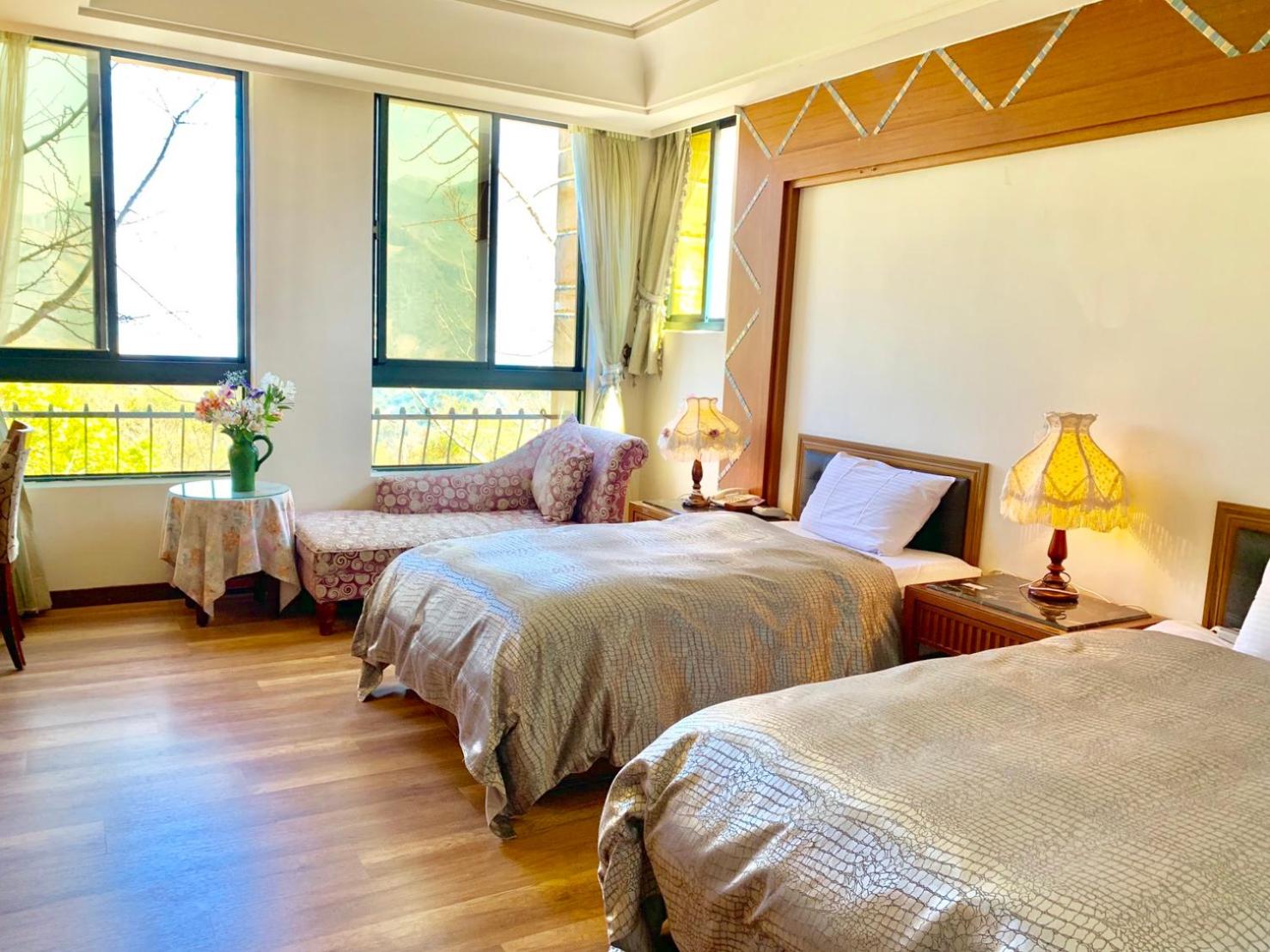 Deluxe Double Room photo 3