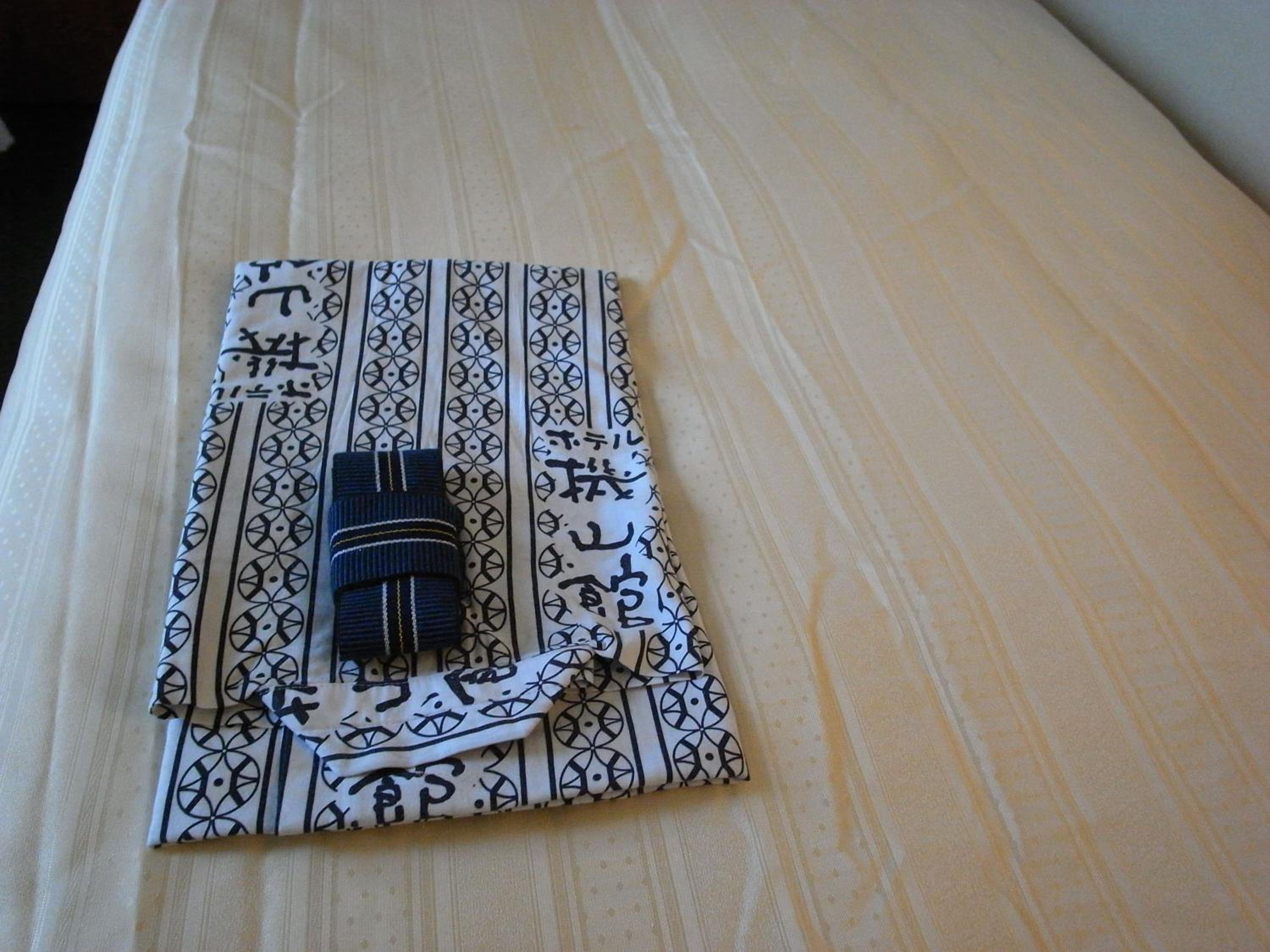 Single Room - Smoking photo 2
