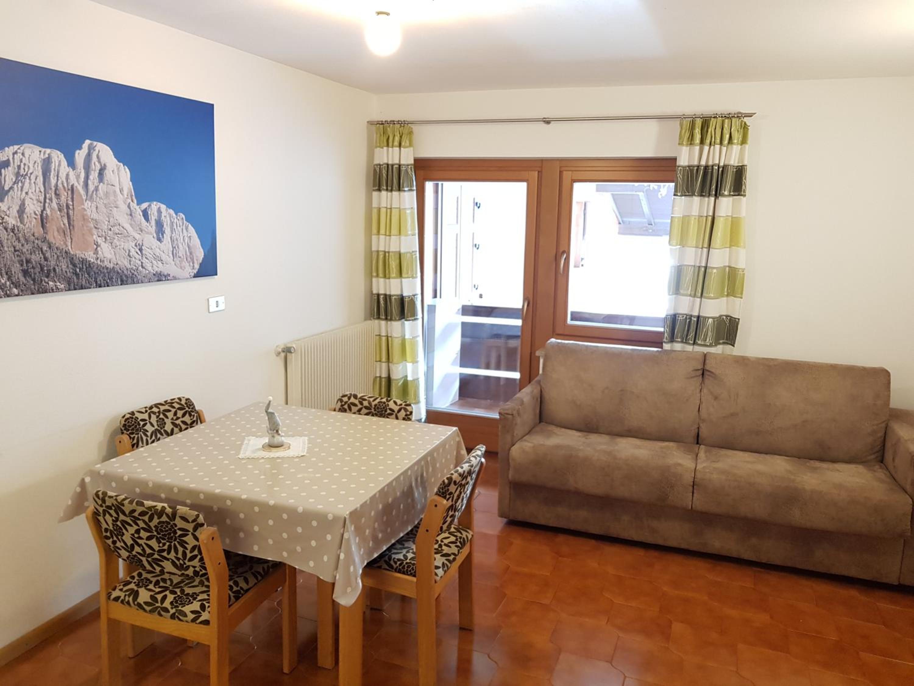 One-Bedroom Apartment (4 Adults)