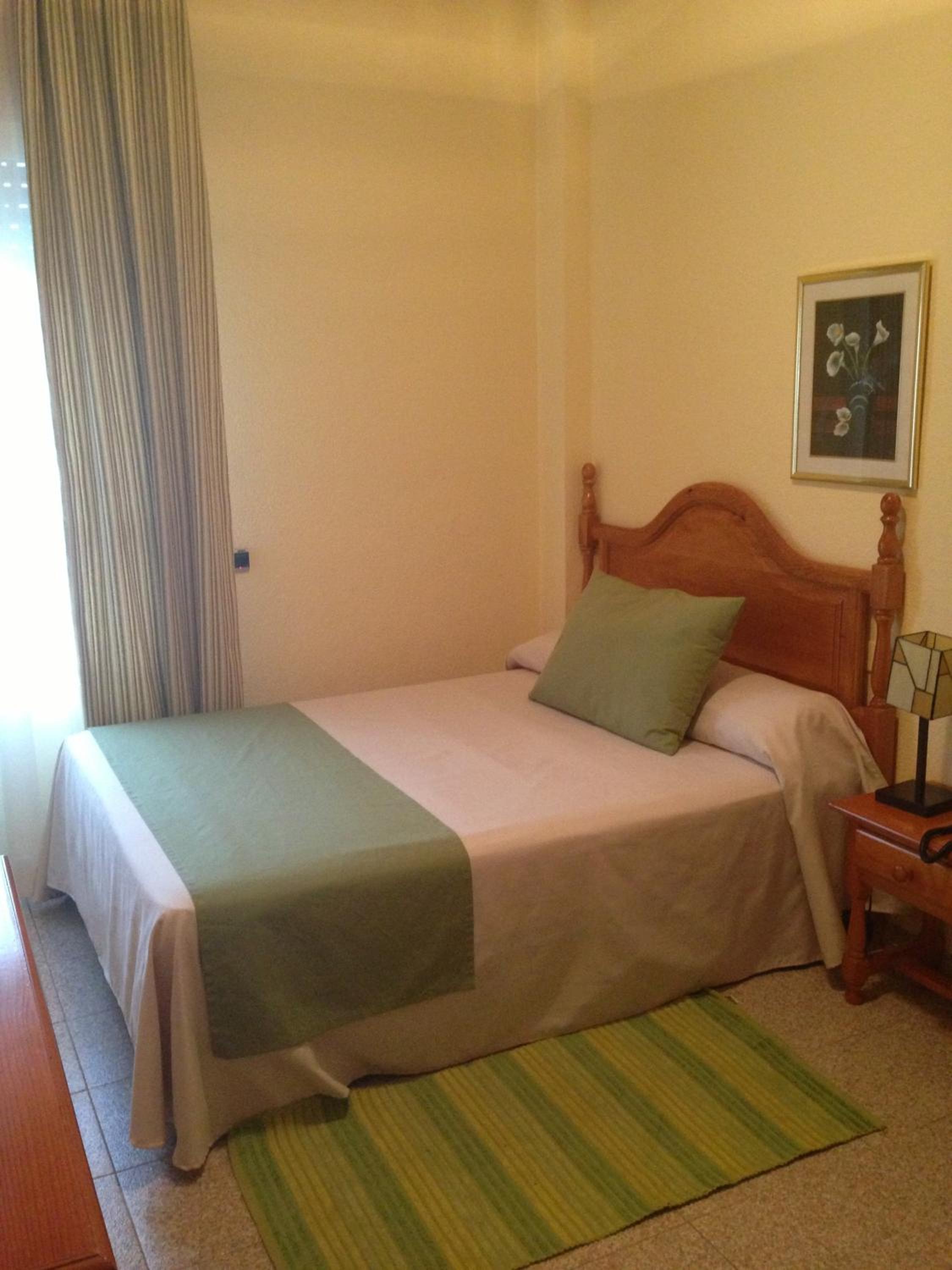 Double or Twin Room - Photo 1