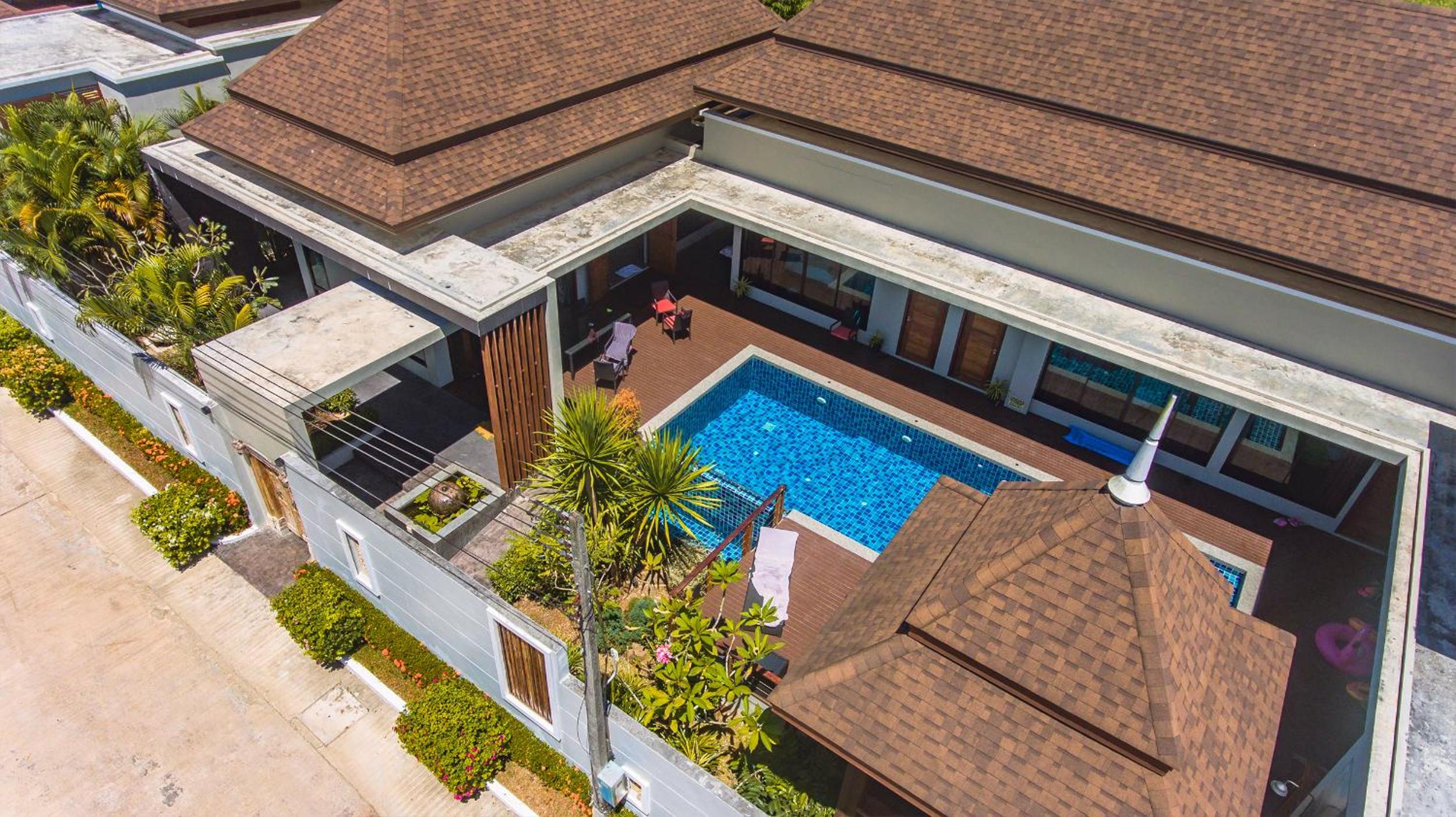 Villa with Private Pool - Photo 8