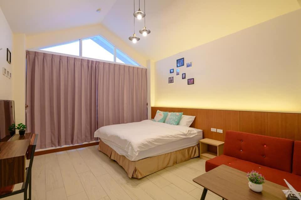 Queen Room photo 3