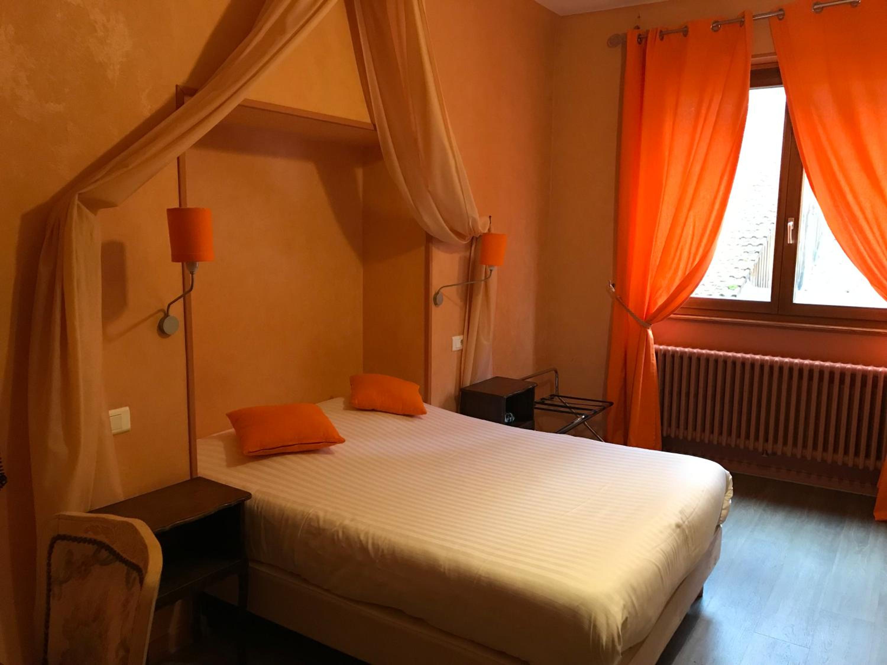Double or Twin Room with Rear View - B photo 2