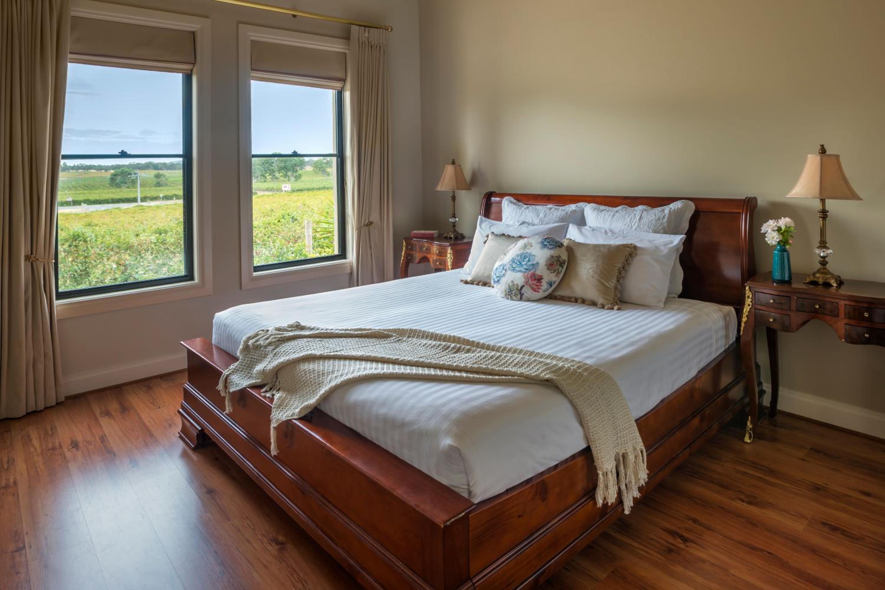 Special Offer - Deluxe One-Bedroom Villa
