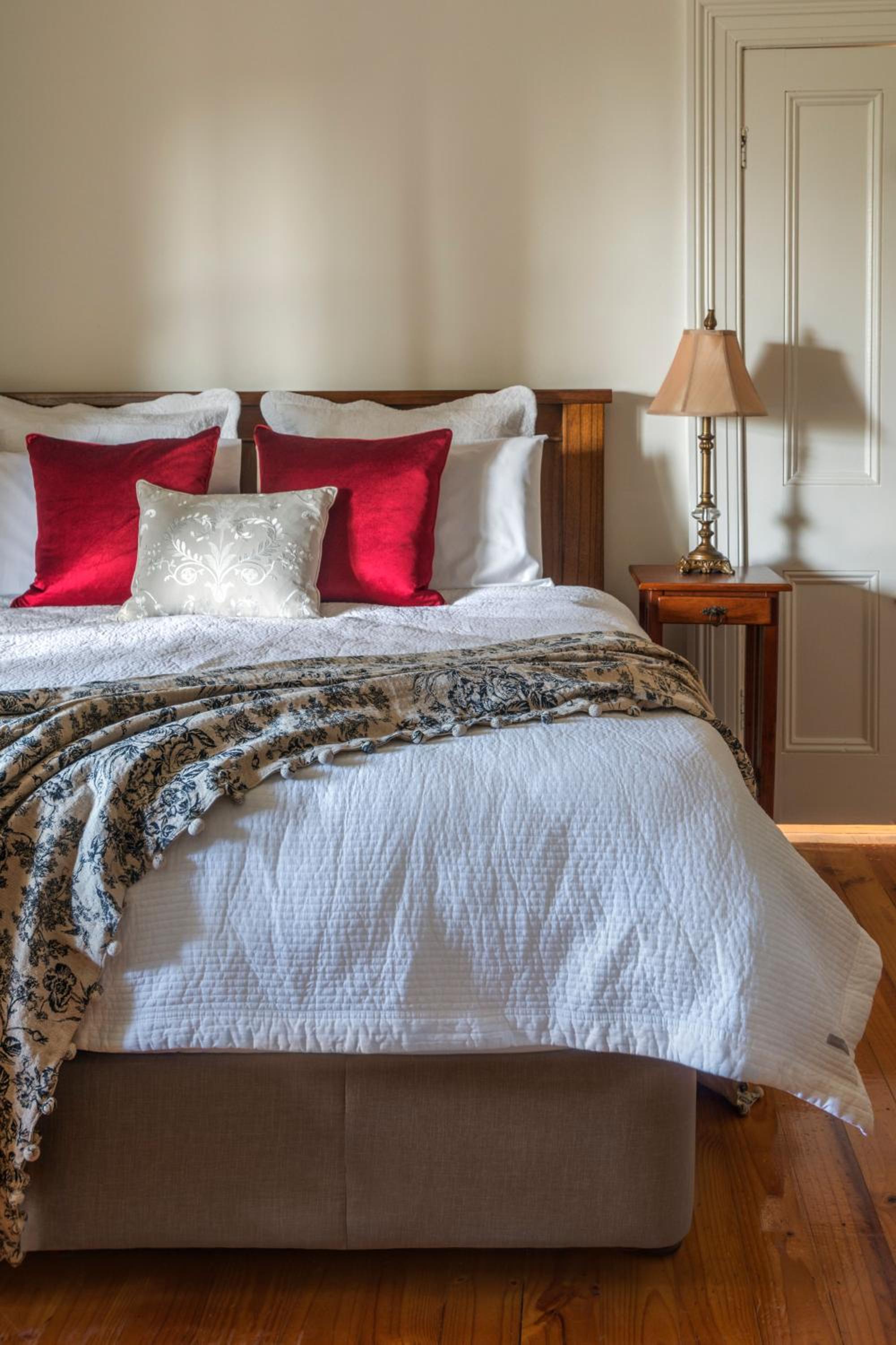 One-Bedroom Cottage - Photo 7