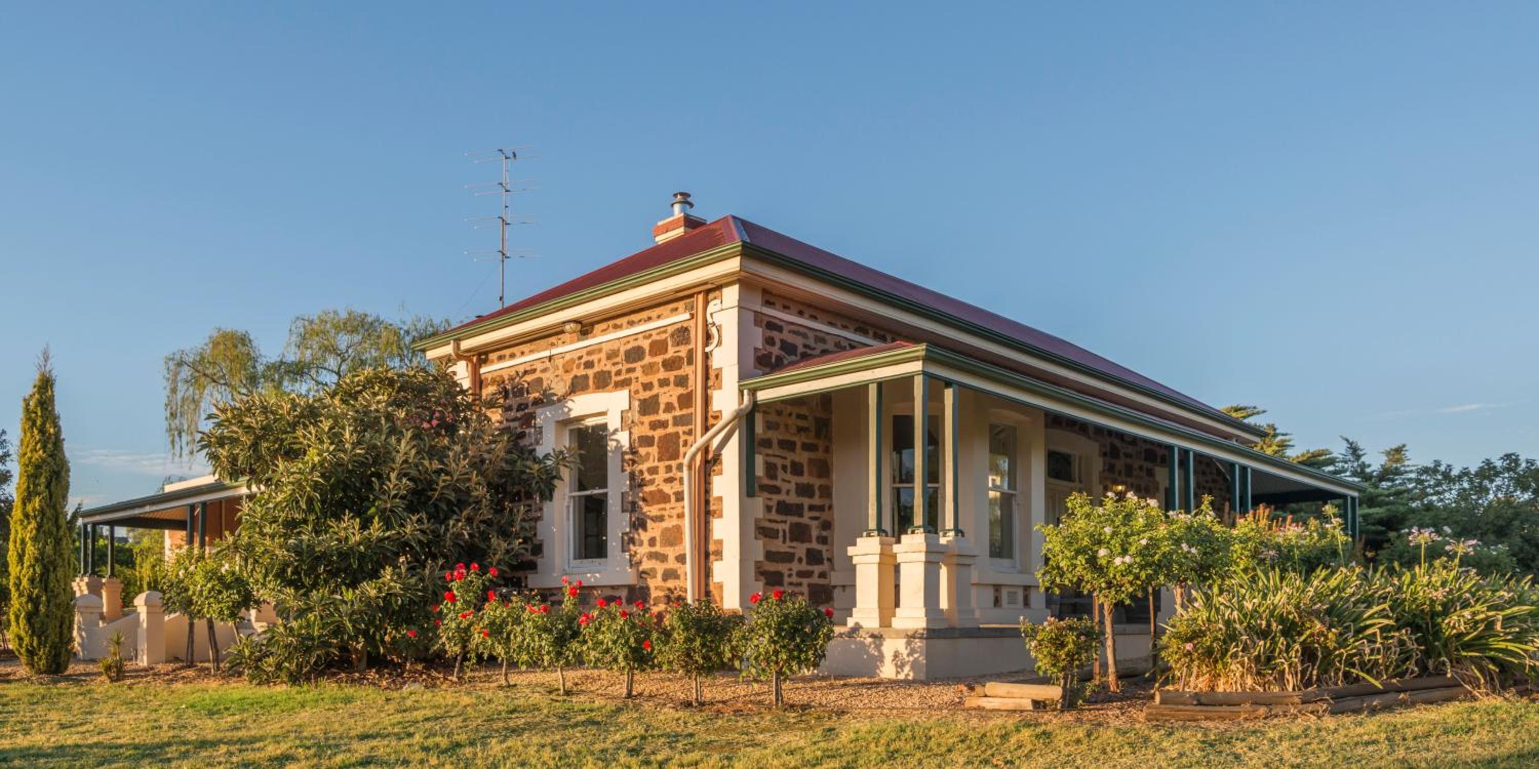 One-Bedroom Cottage - Photo 13