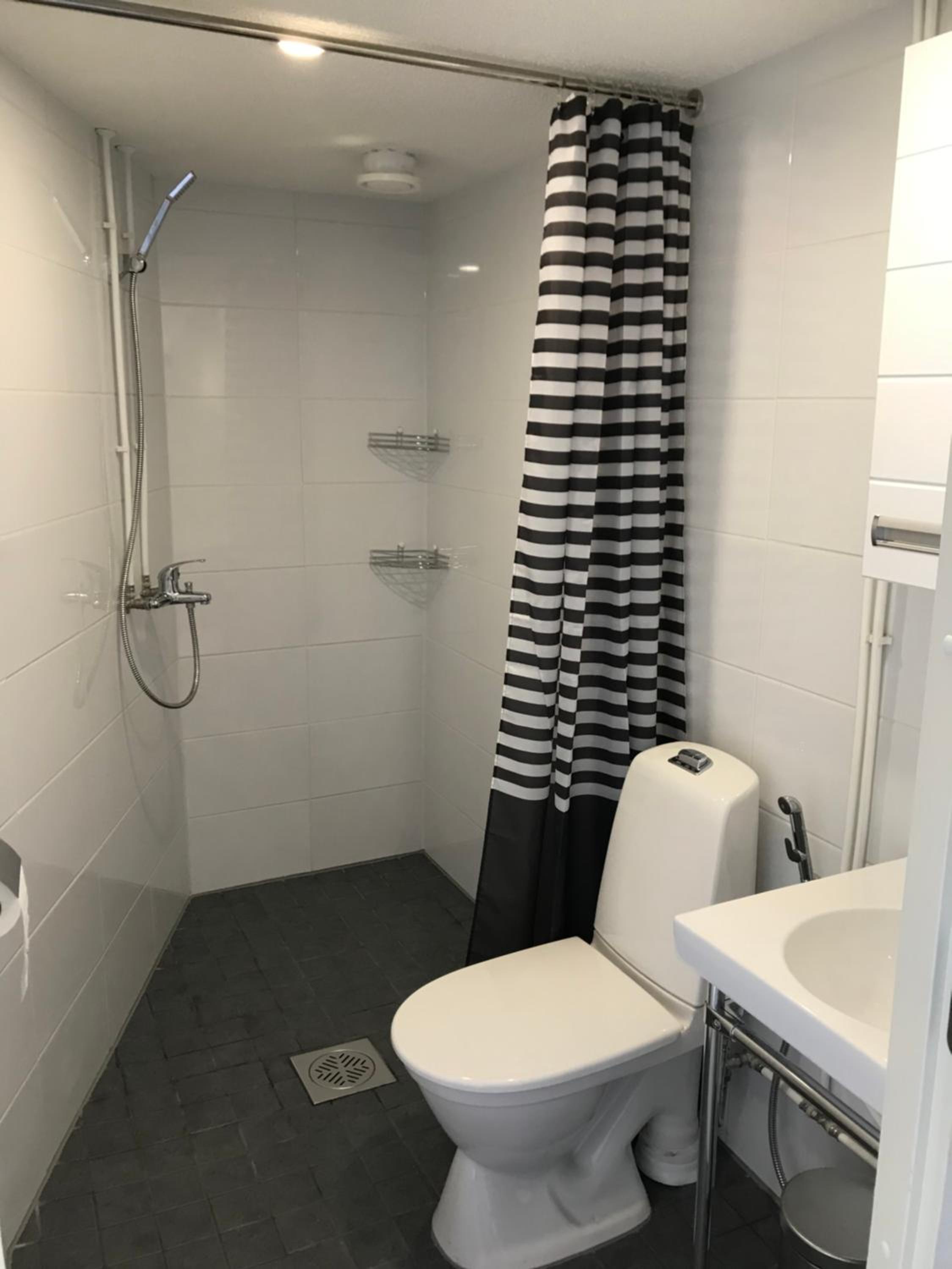 Suite with Lake View - Photo 12