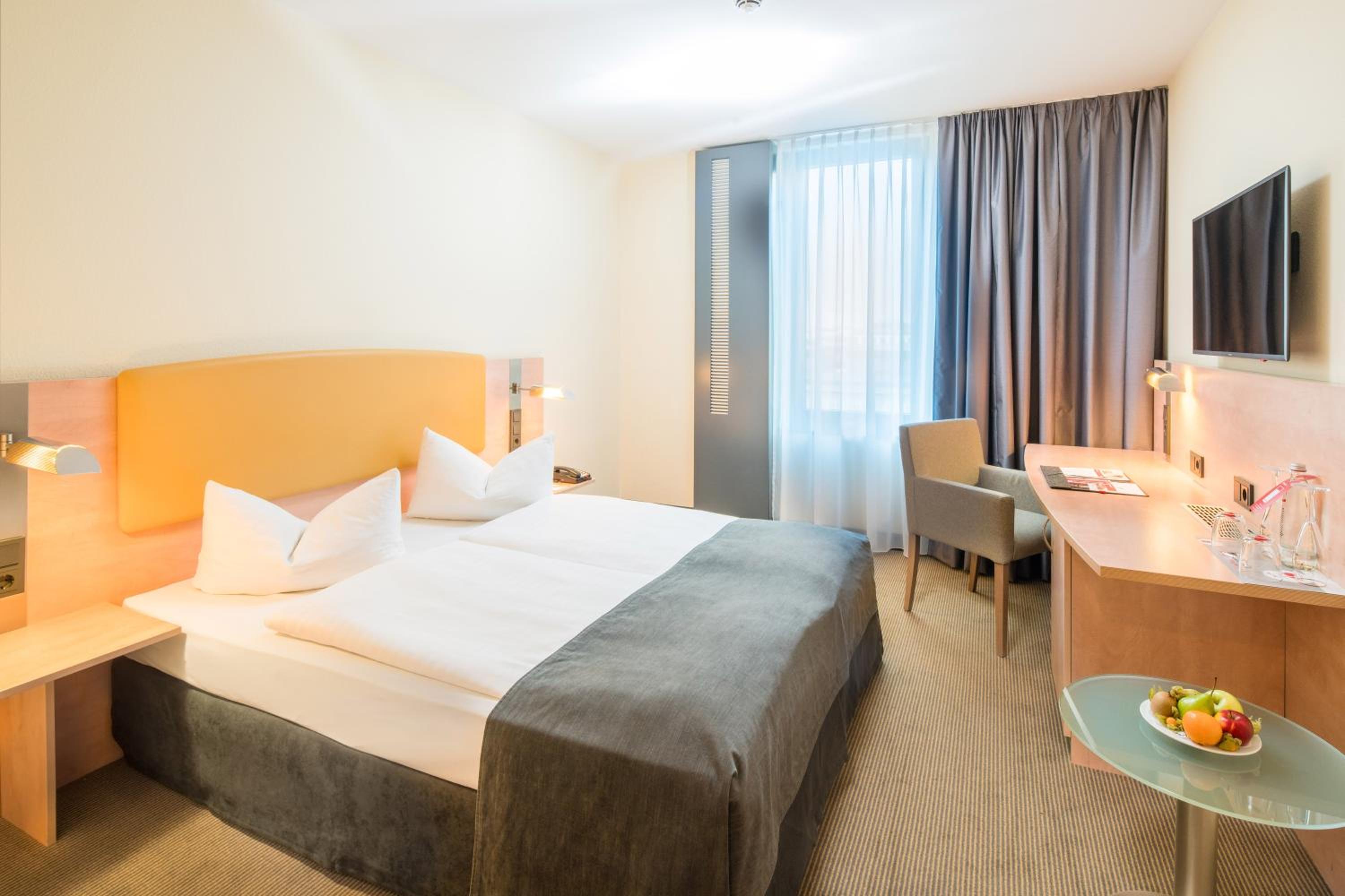 Business Double Room - Photo 3