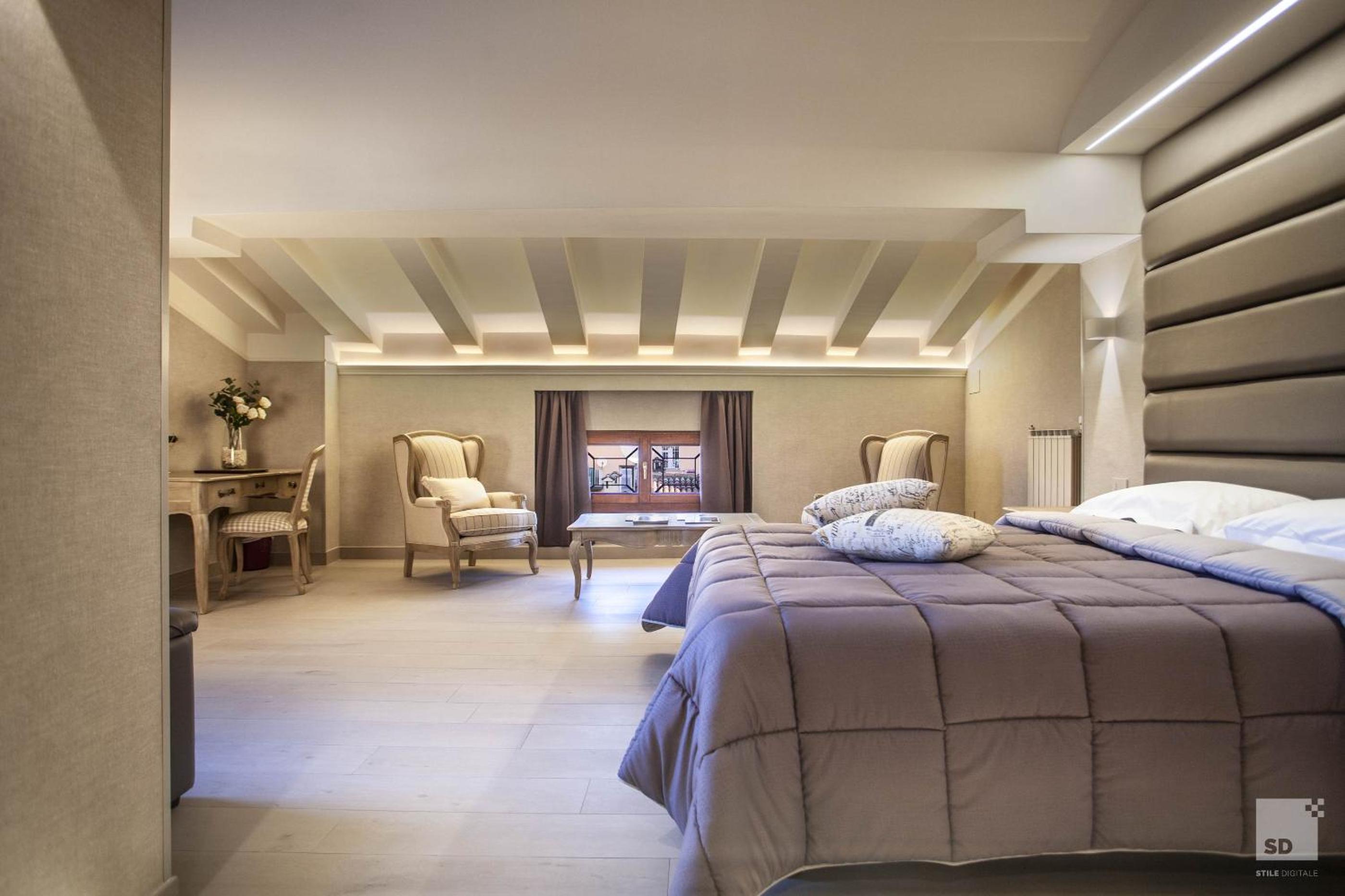 Deluxe Double or Twin Room - Photo 17