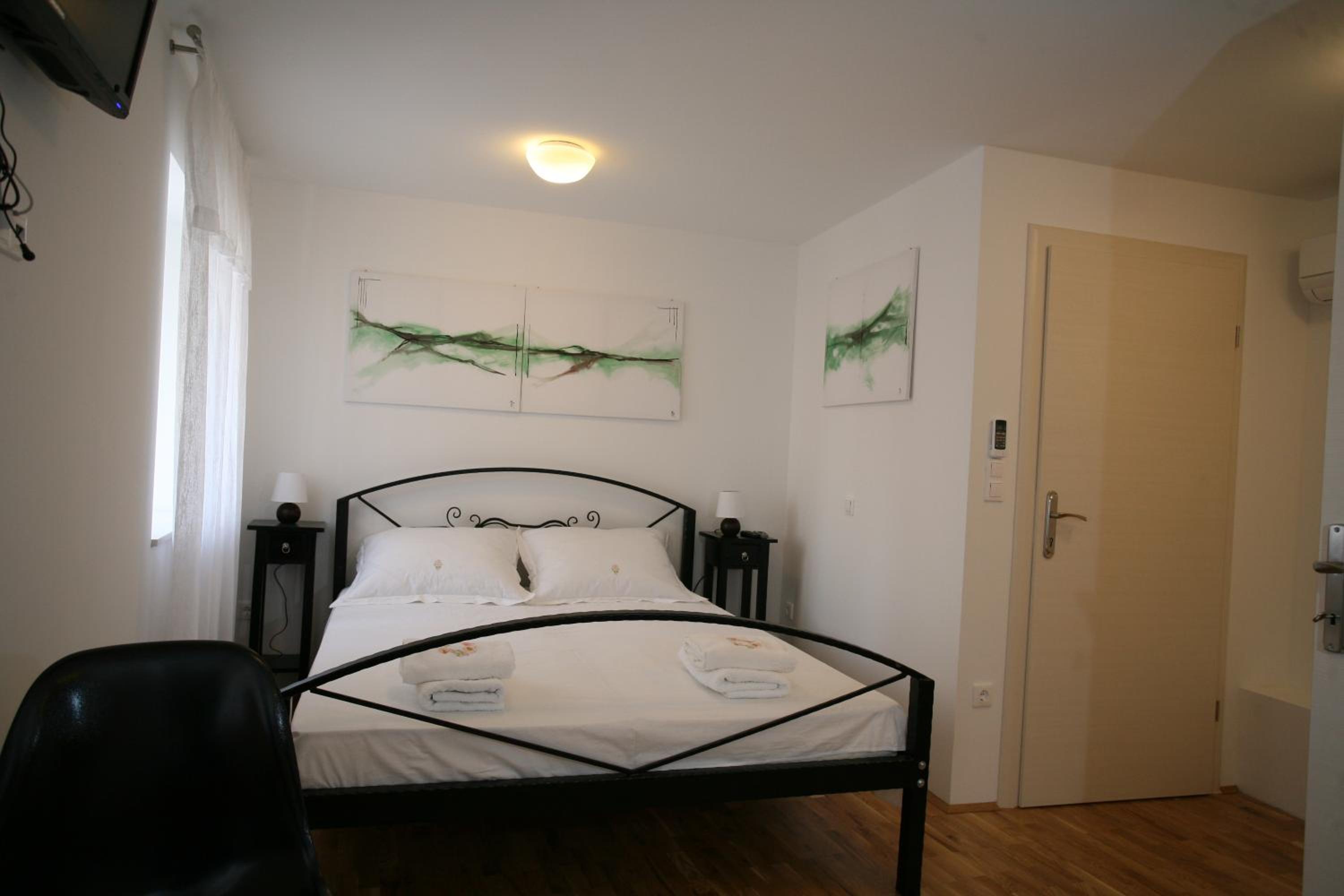 Comfort Double Room - Photo 2