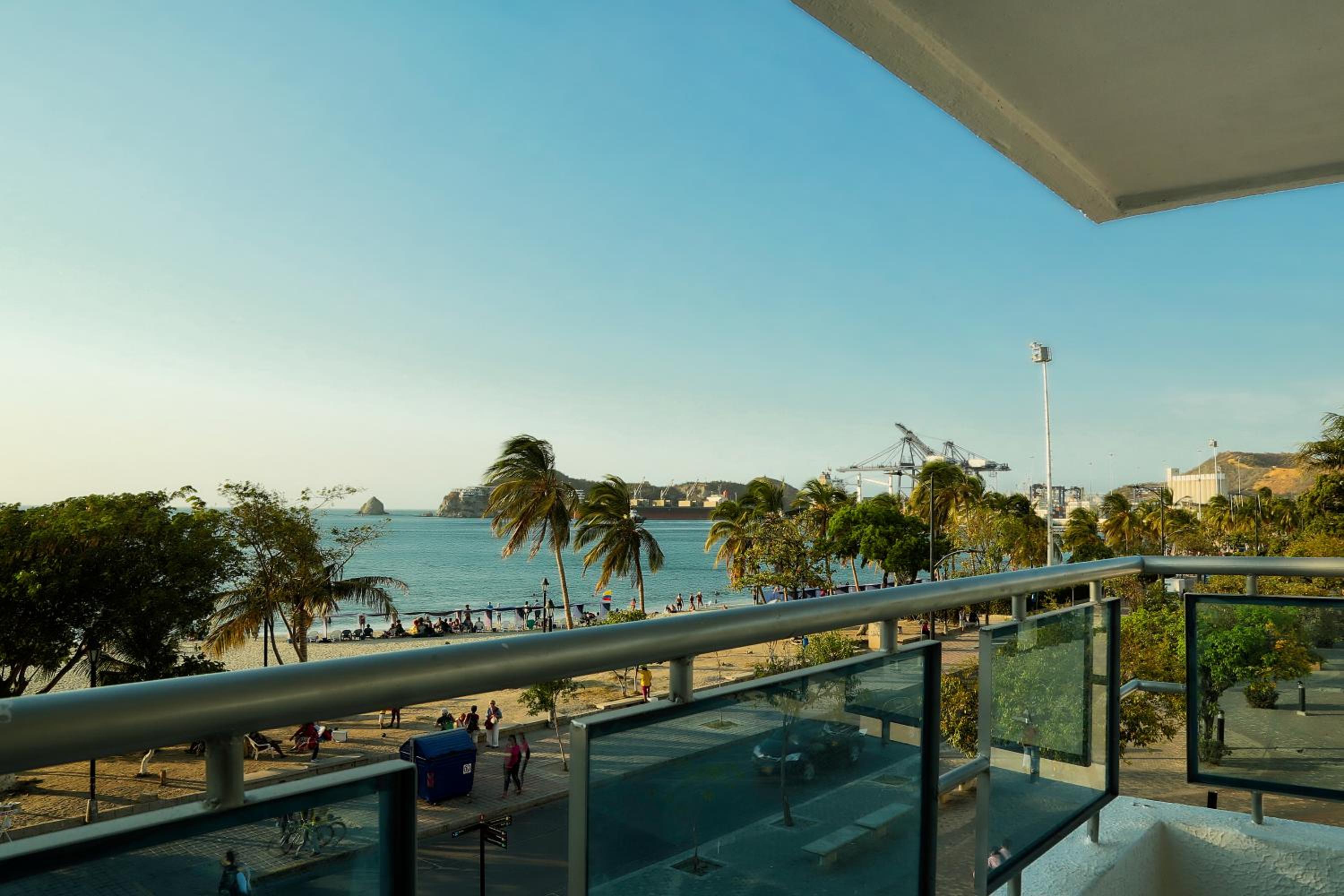 Deluxe Double or Twin Room with Sea View