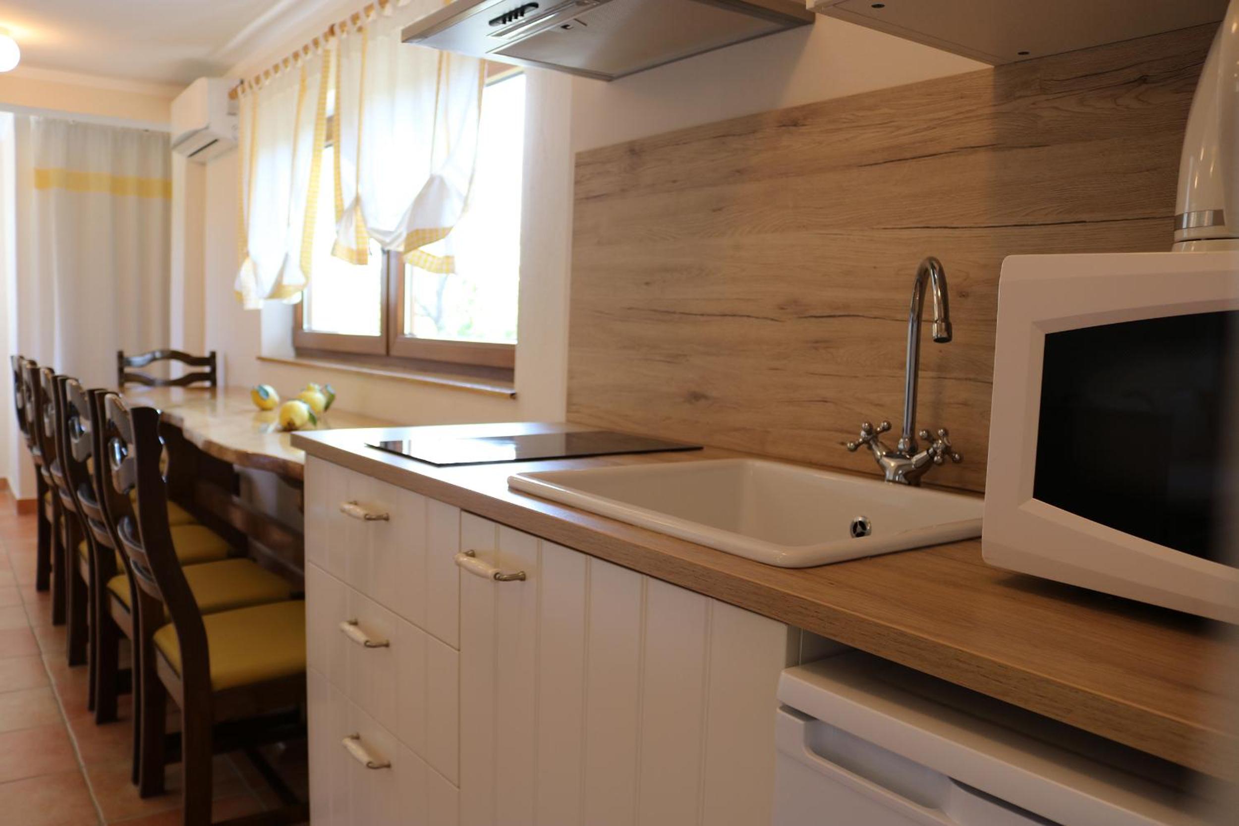 Two-Bedroom Apartment - Photo 22
