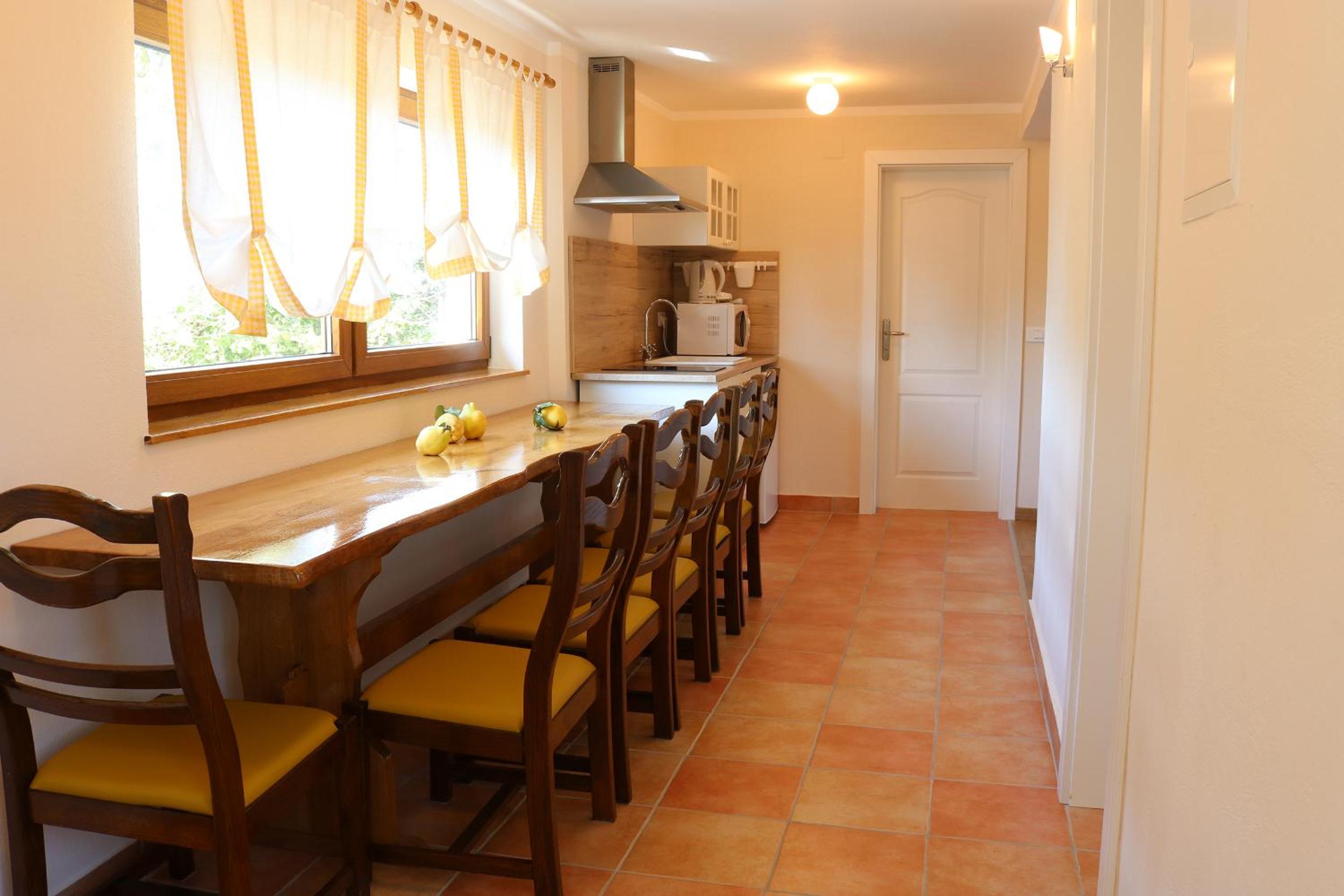 Two-Bedroom Apartment - Photo 23