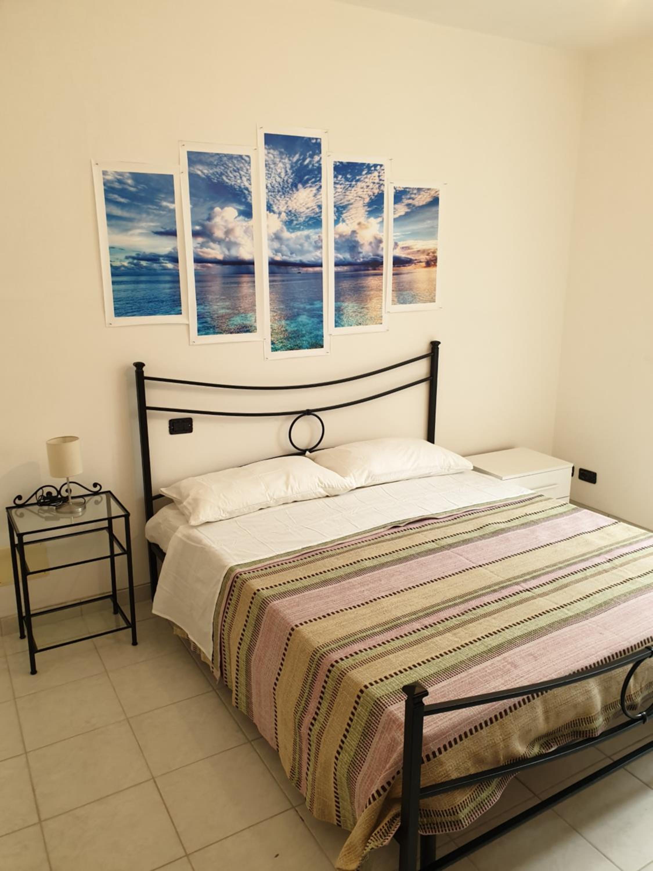 Double Room with Private External Bathroom - Photo 7