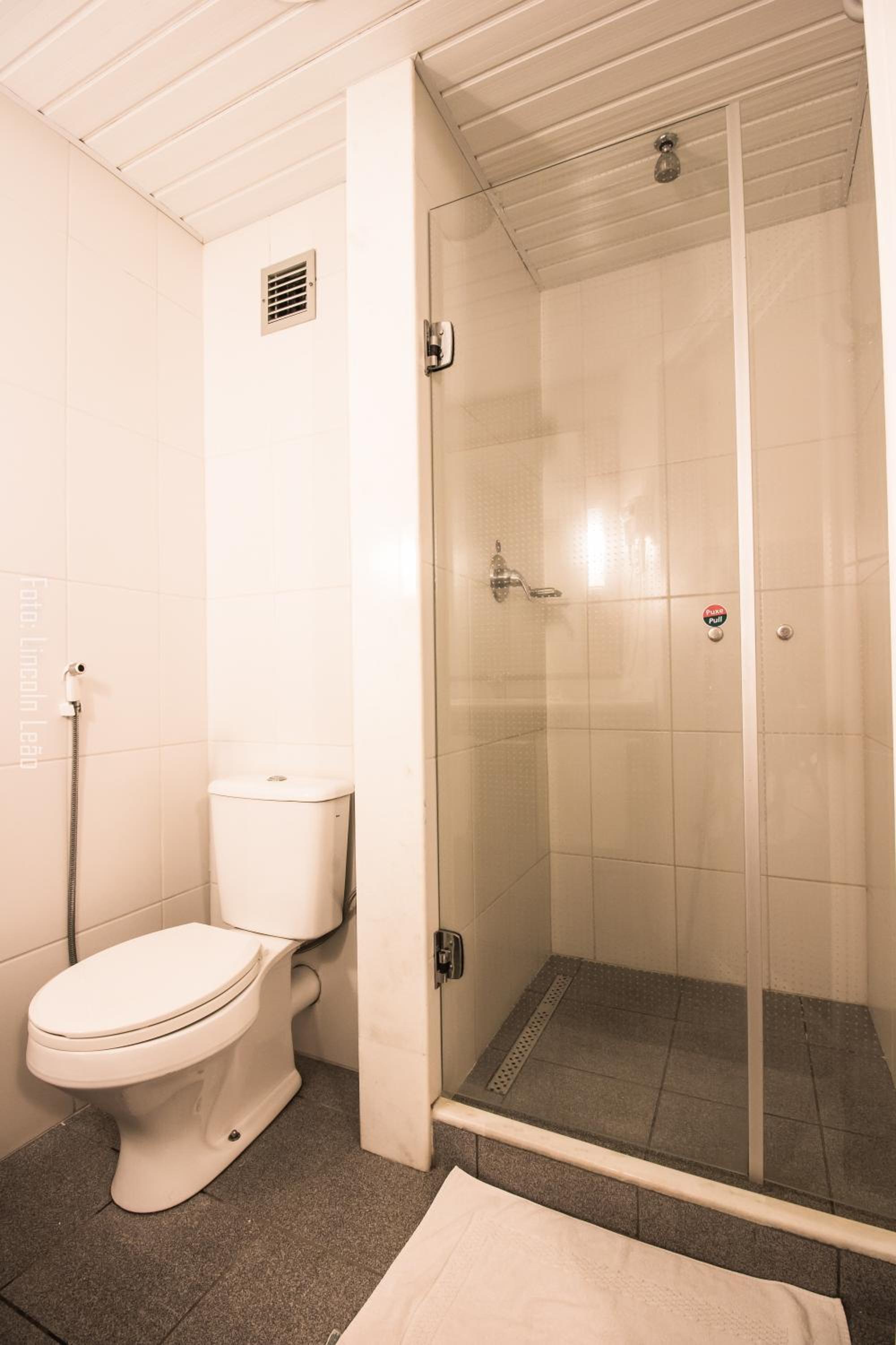 Standard Double Room - Photo 2