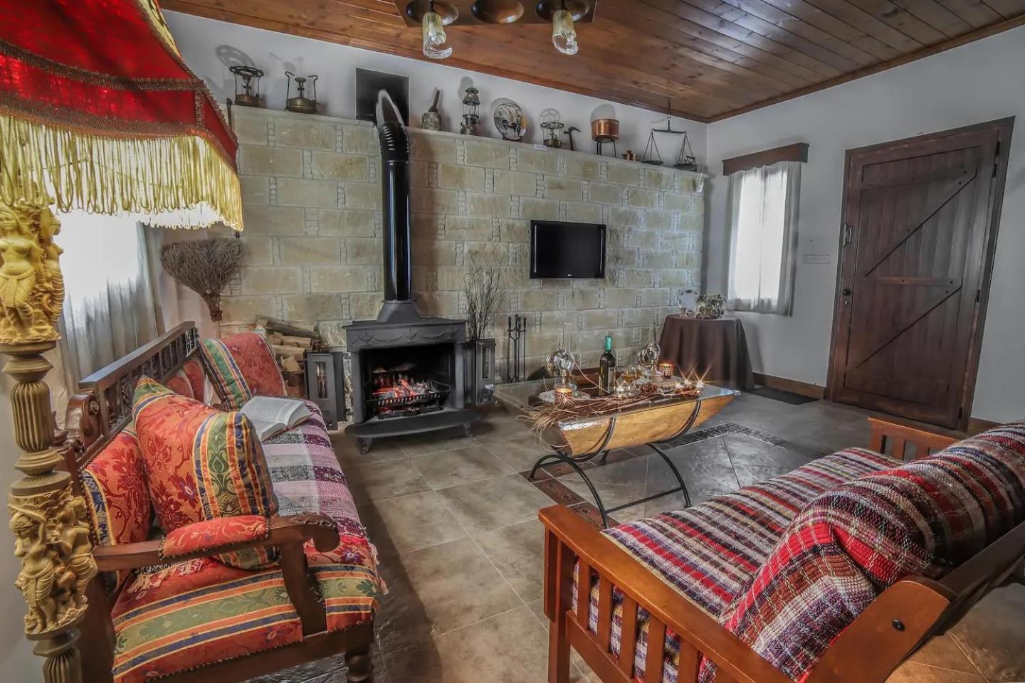 Three-Bedroom Holiday Home with Fireplace photo 1
