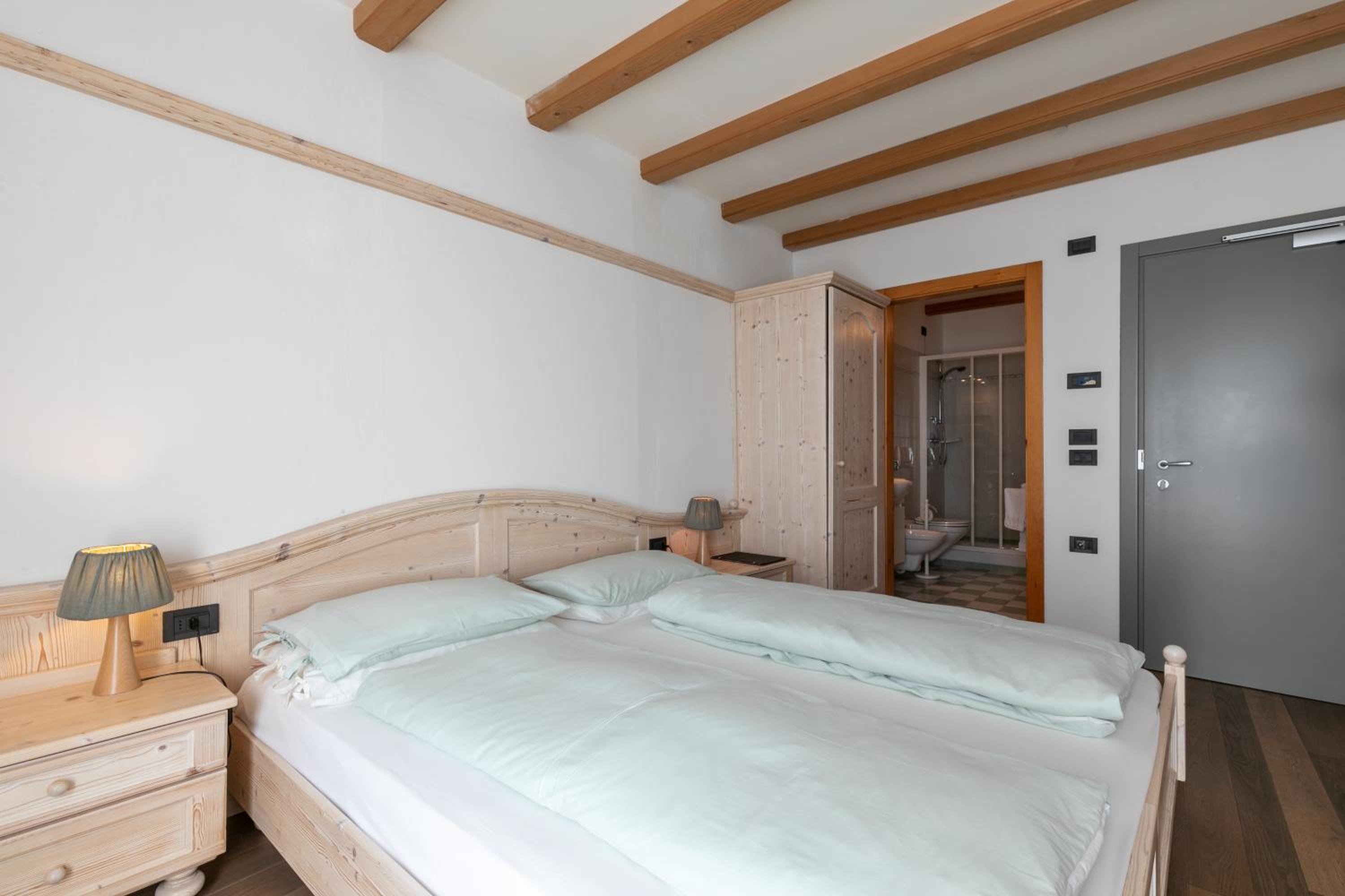 Economy Double Room photo 1