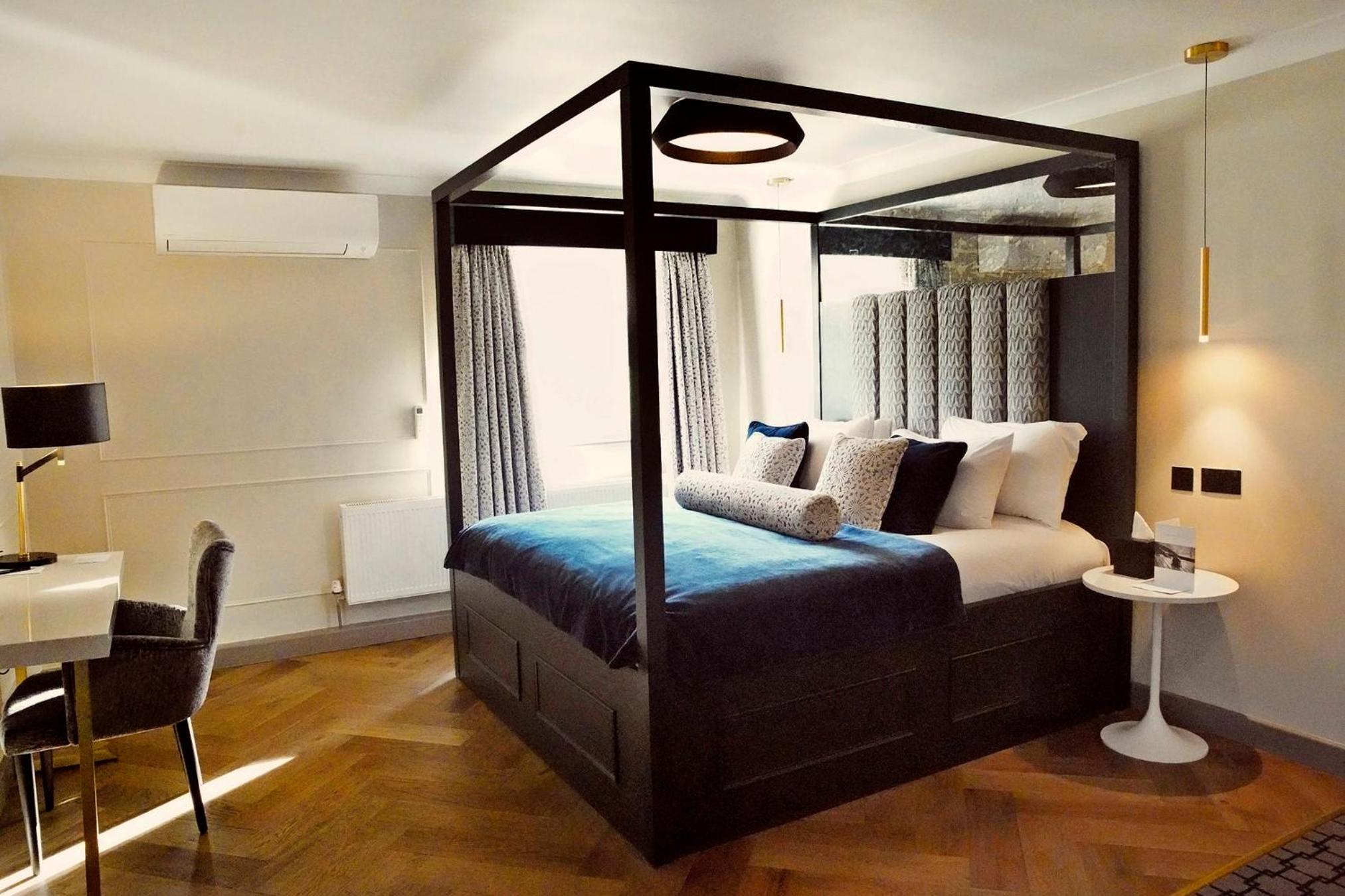 Junior Suite - Photo 1