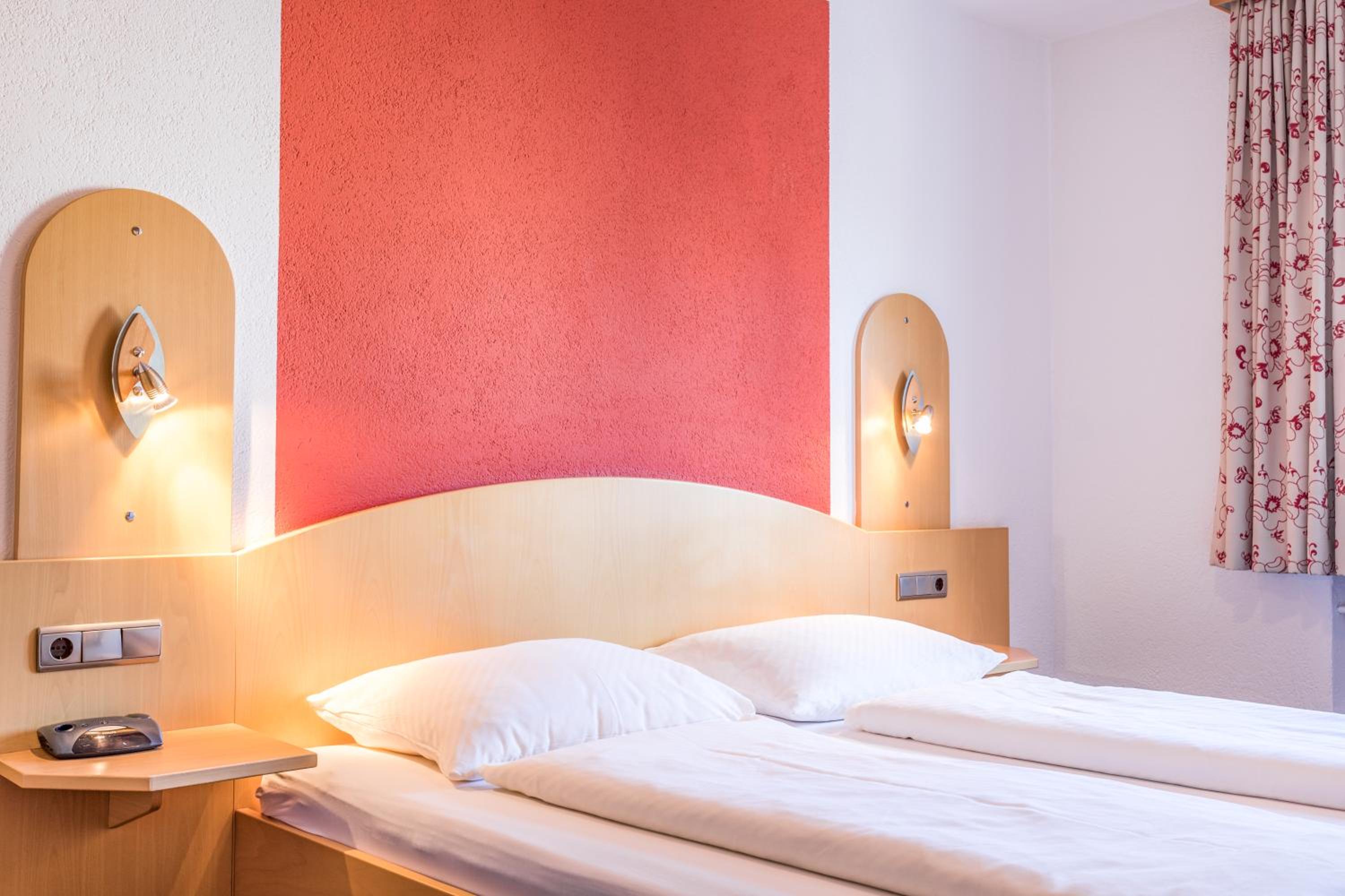 Standard Double Room - Annex photo 2