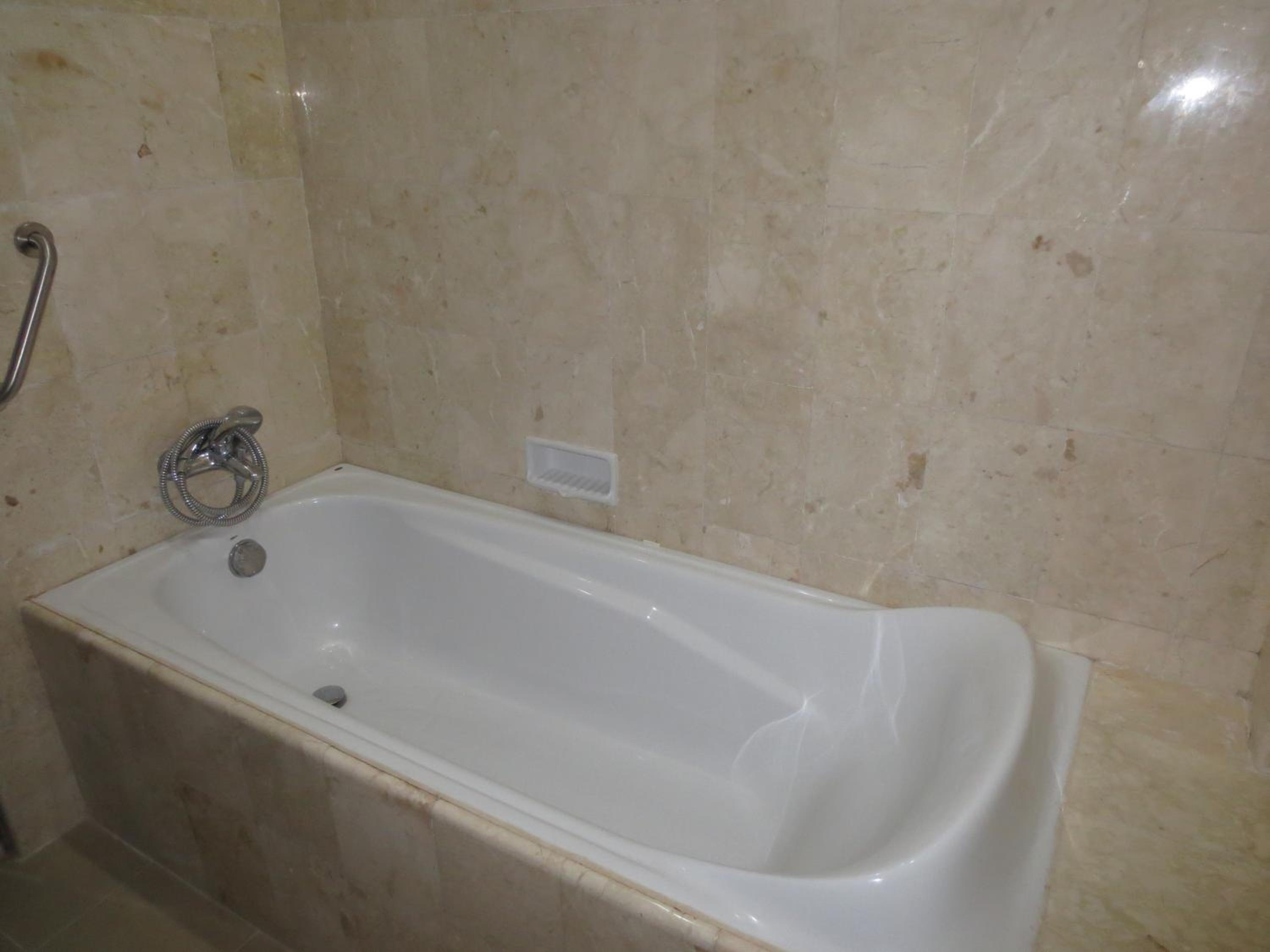 Deluxe Double or Twin Room photo 3