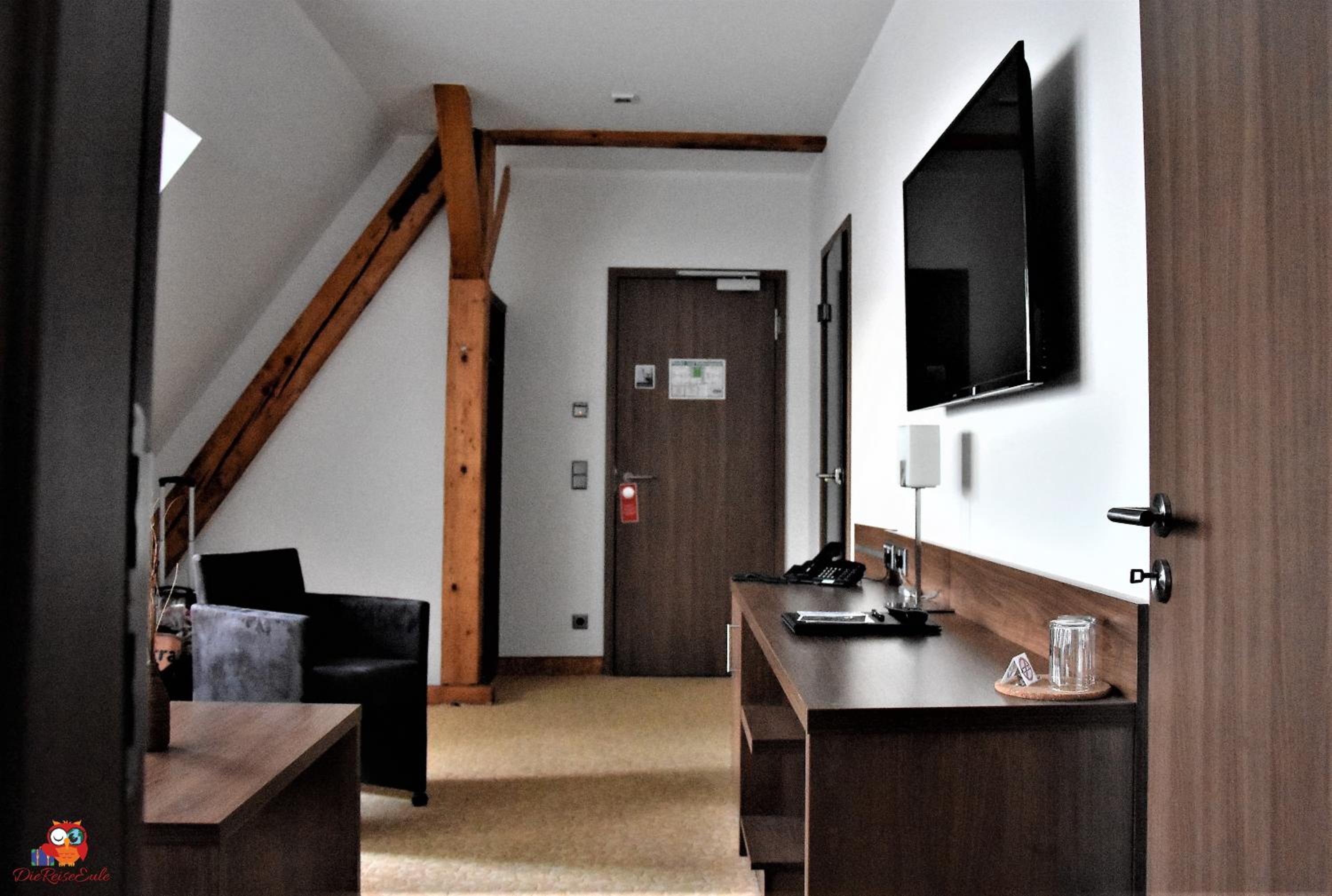 Suite - Photo 3