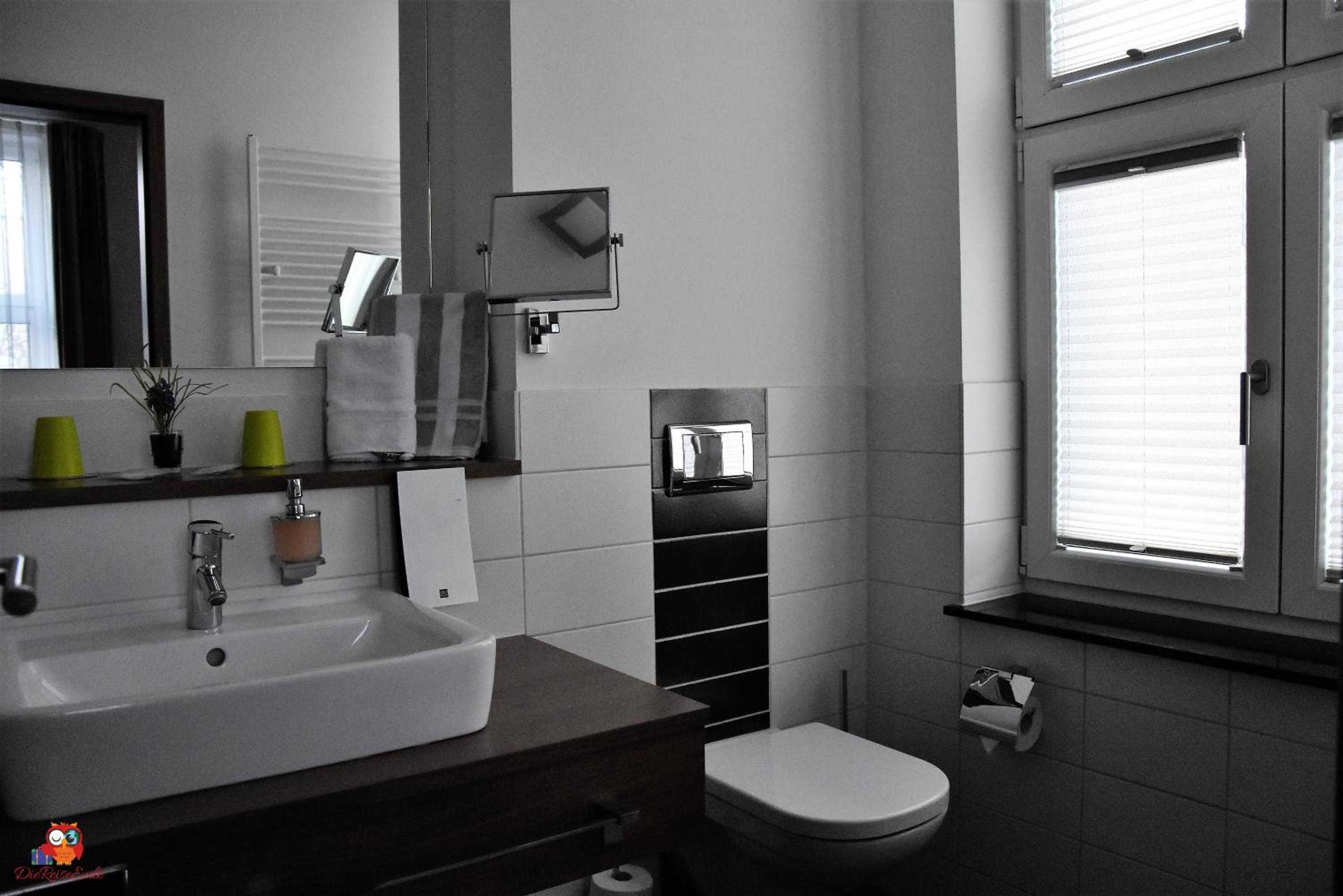 Double or Twin Room - Photo 2