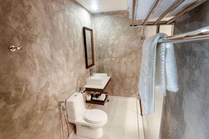 Deluxe Twin Room - Photo 6