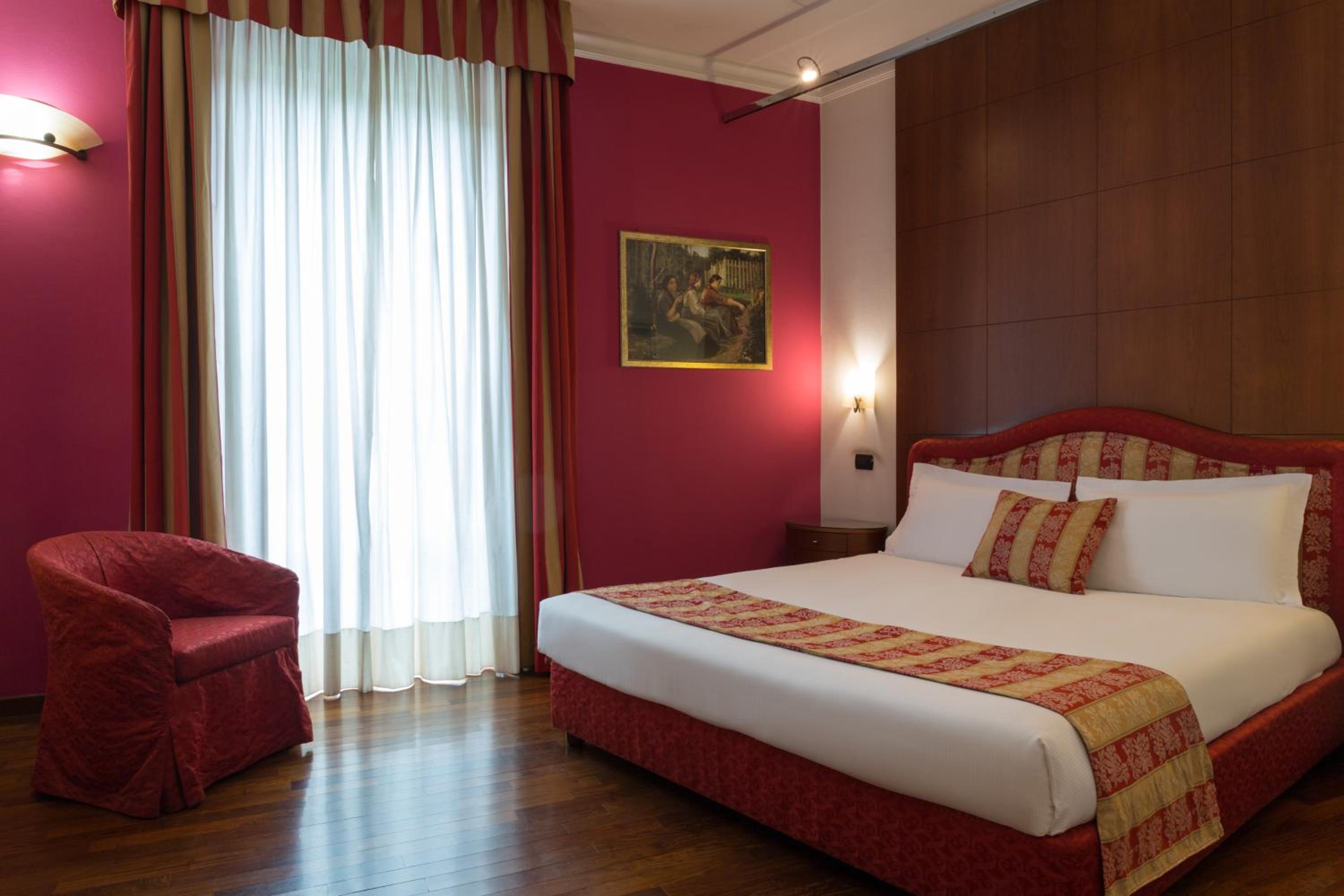 Superior Double or Twin Room photo 1