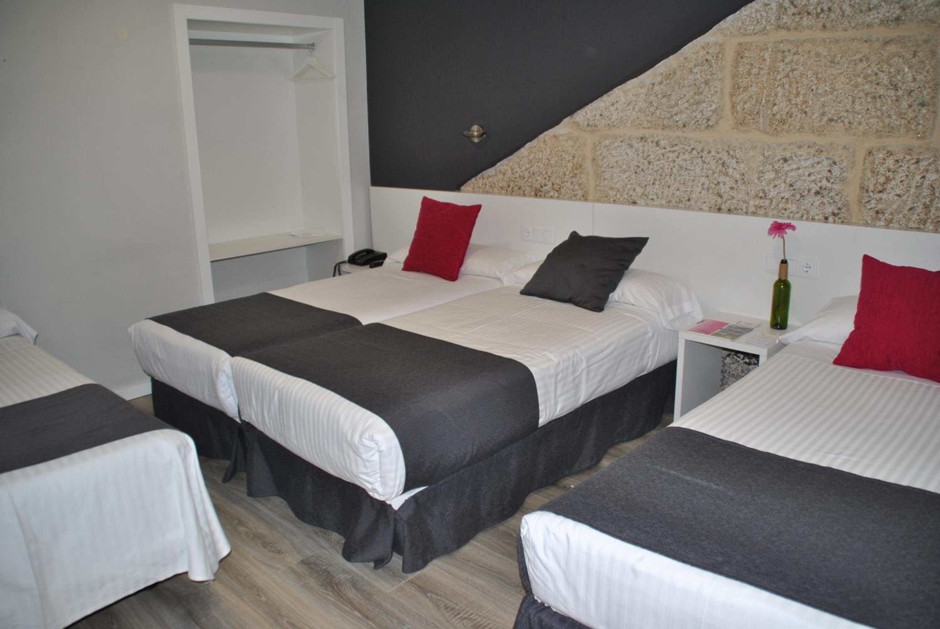 Habitación triple con cama adicional