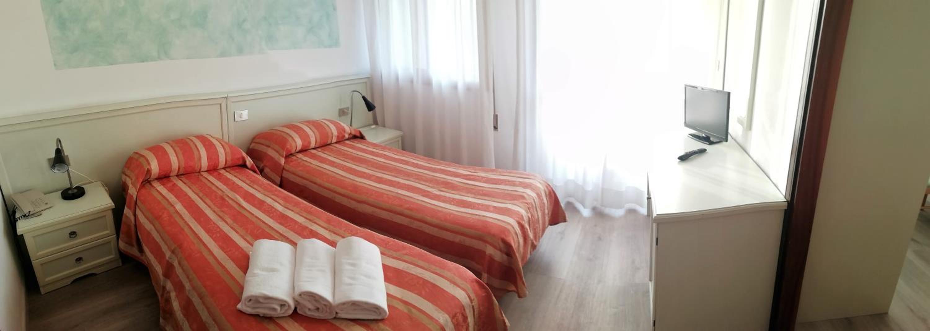 Triple Room with Balcony photo 1
