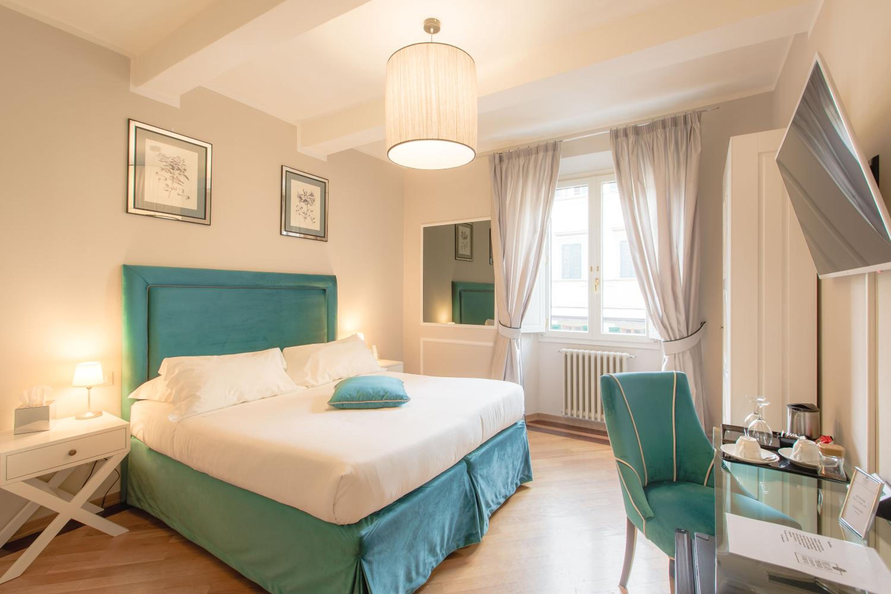 Standard Double or Twin Room photo 1