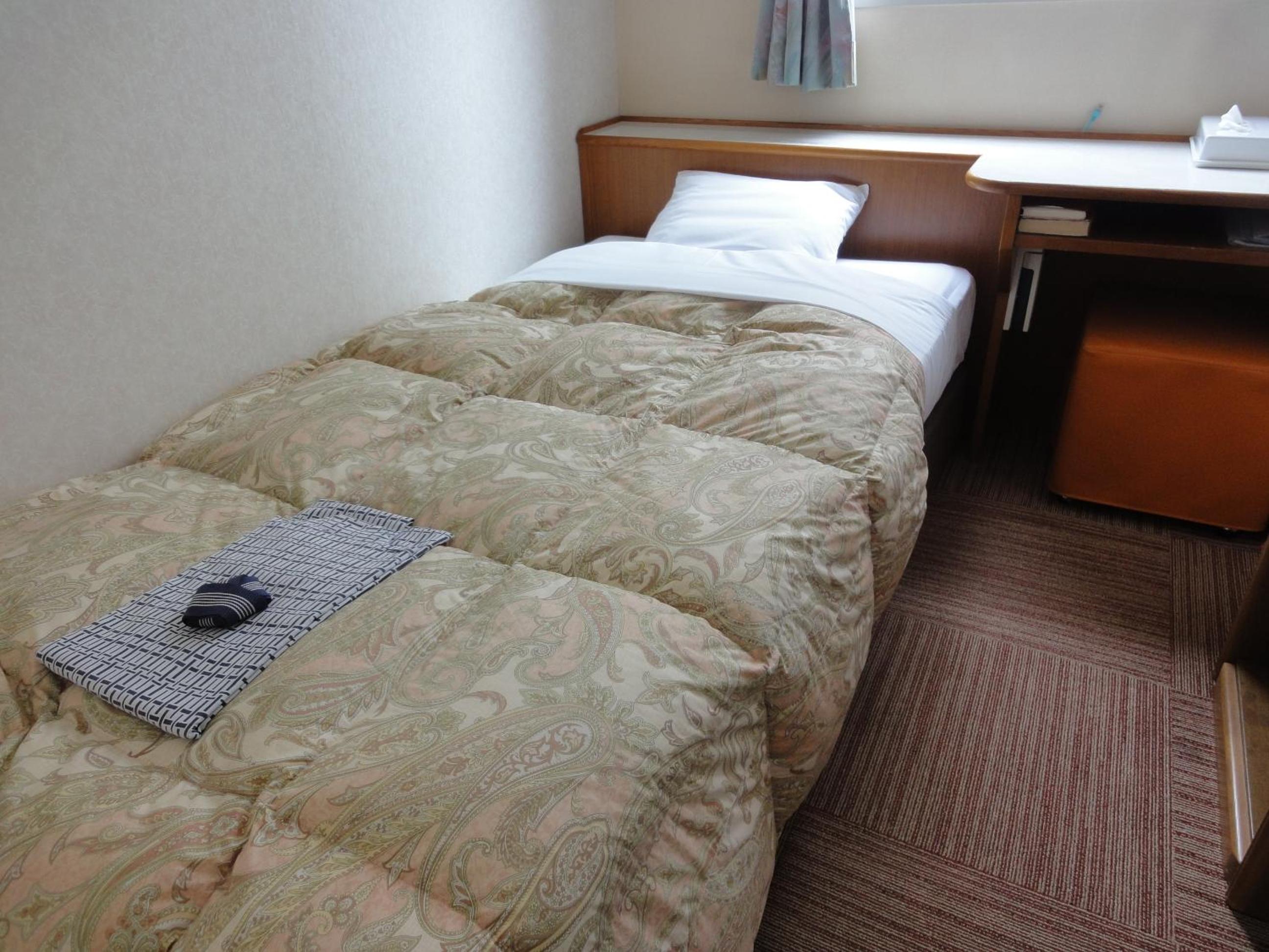 Single Room - Non-Smoking photo 3