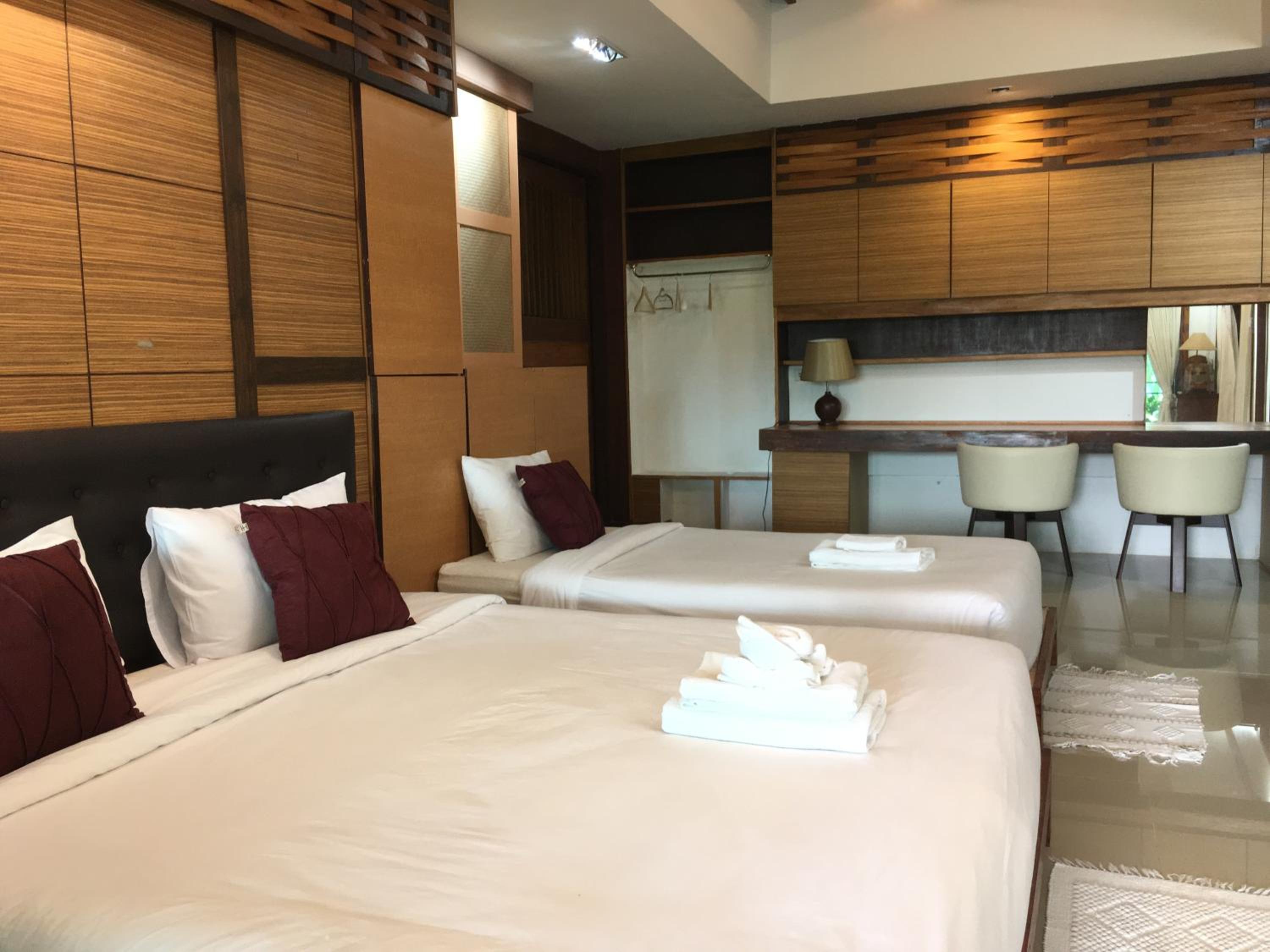 Double or Twin Room with Garden View - pet friendly photo 3