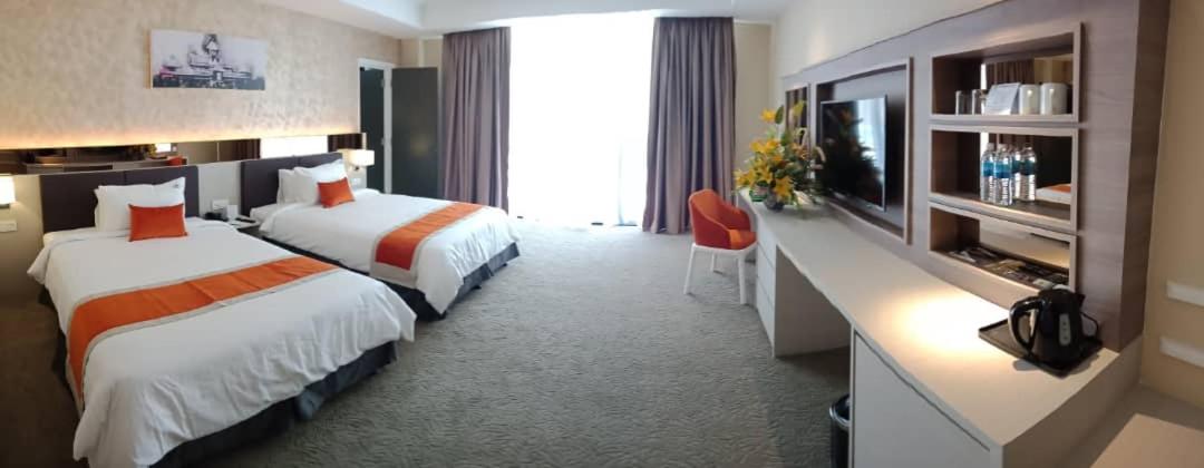 Family Suite with Garden View