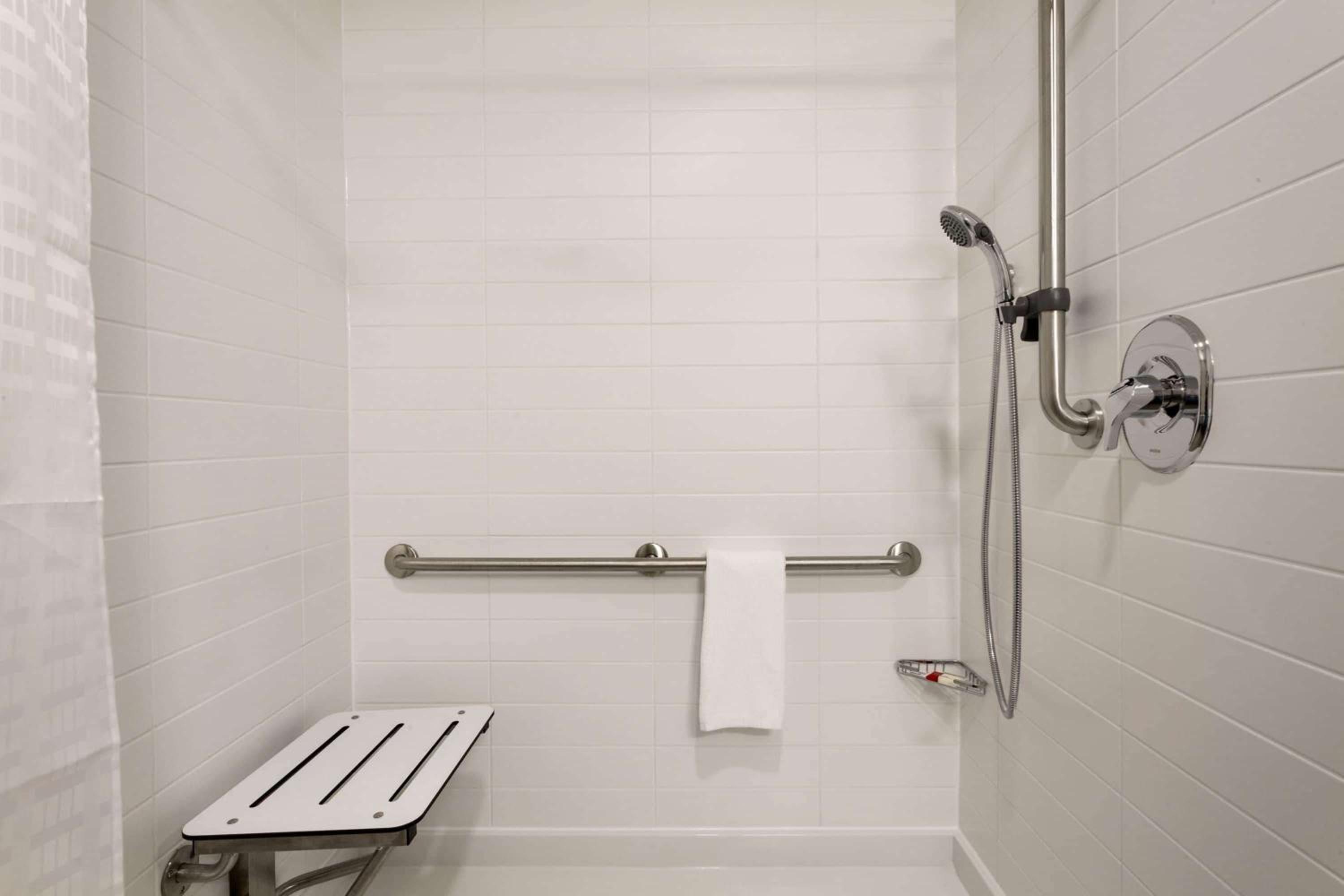 Microtel Inn & Suites by Wyndham Oyster Bay Ladysmith, Bild 2