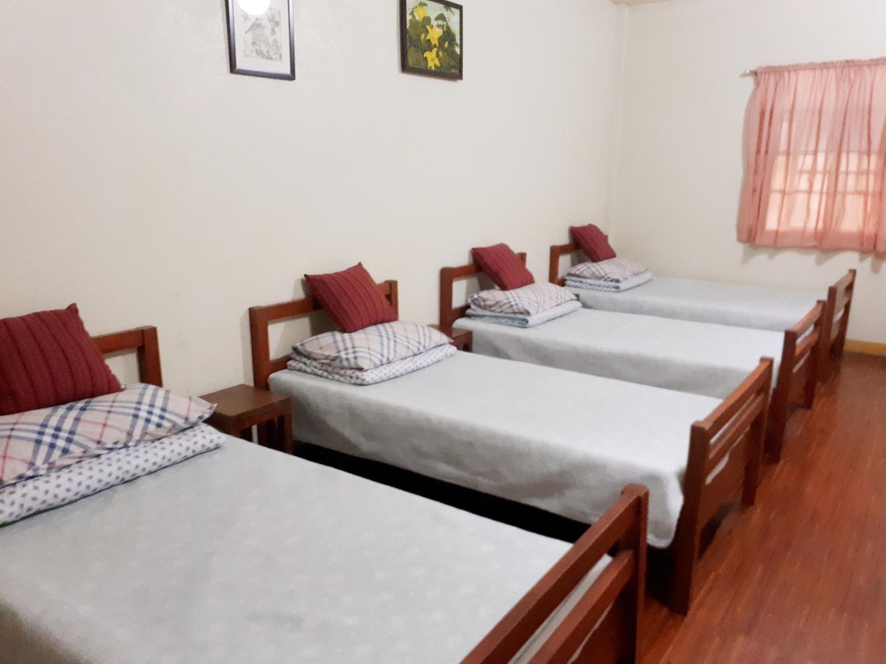 Quadruple Room - Photo 3